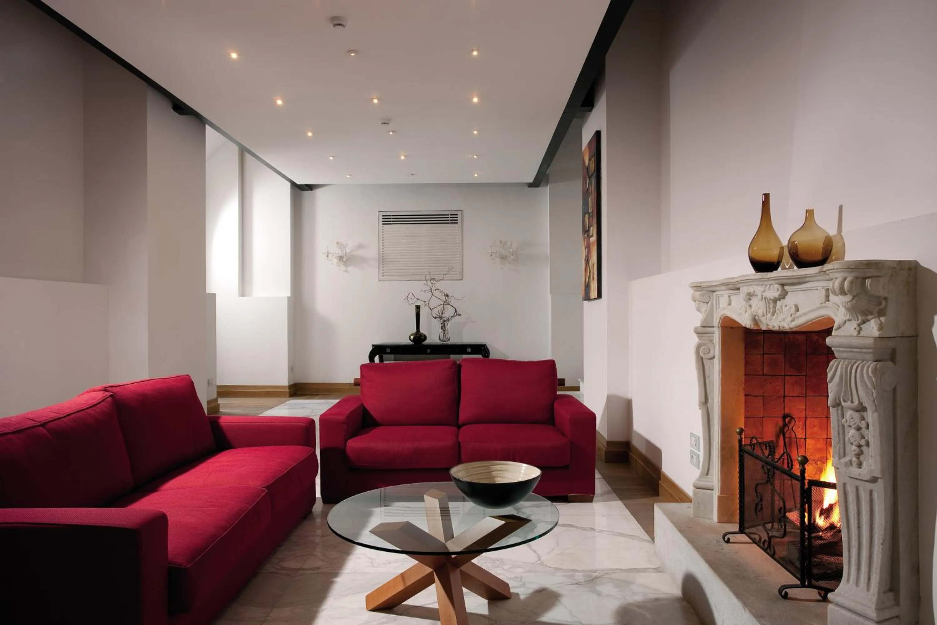 Communal lounge/ TV room in Grand Hotel Angiolieri