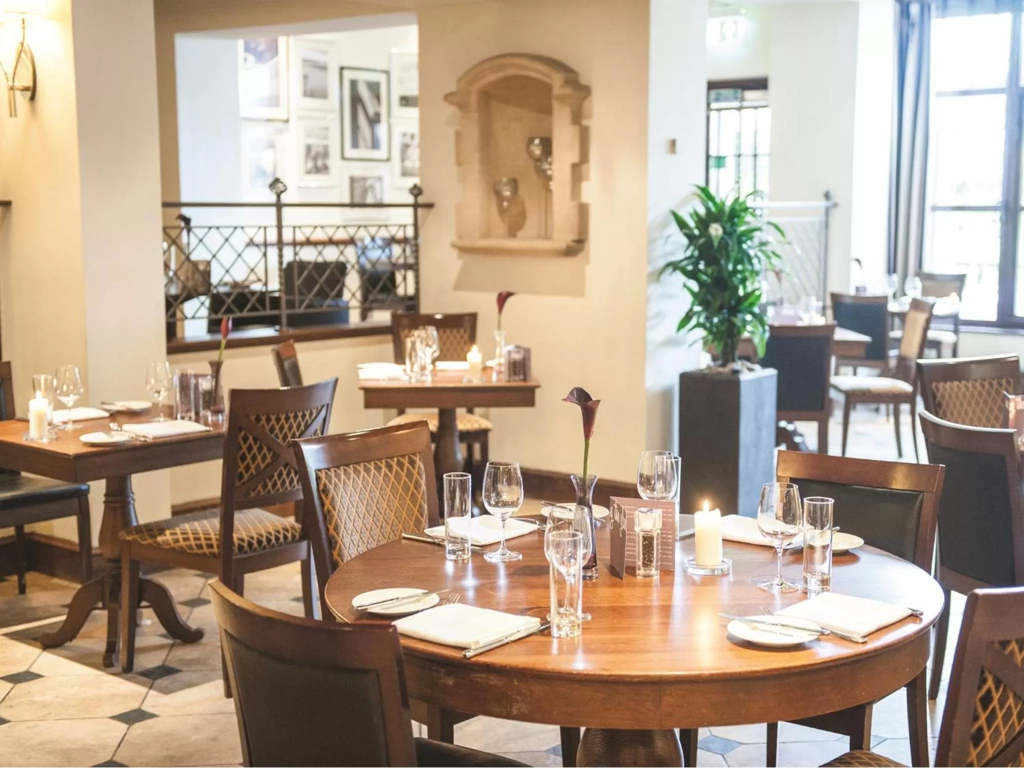 Restaurant/places to eat in Kettering Park Hotel and Spa