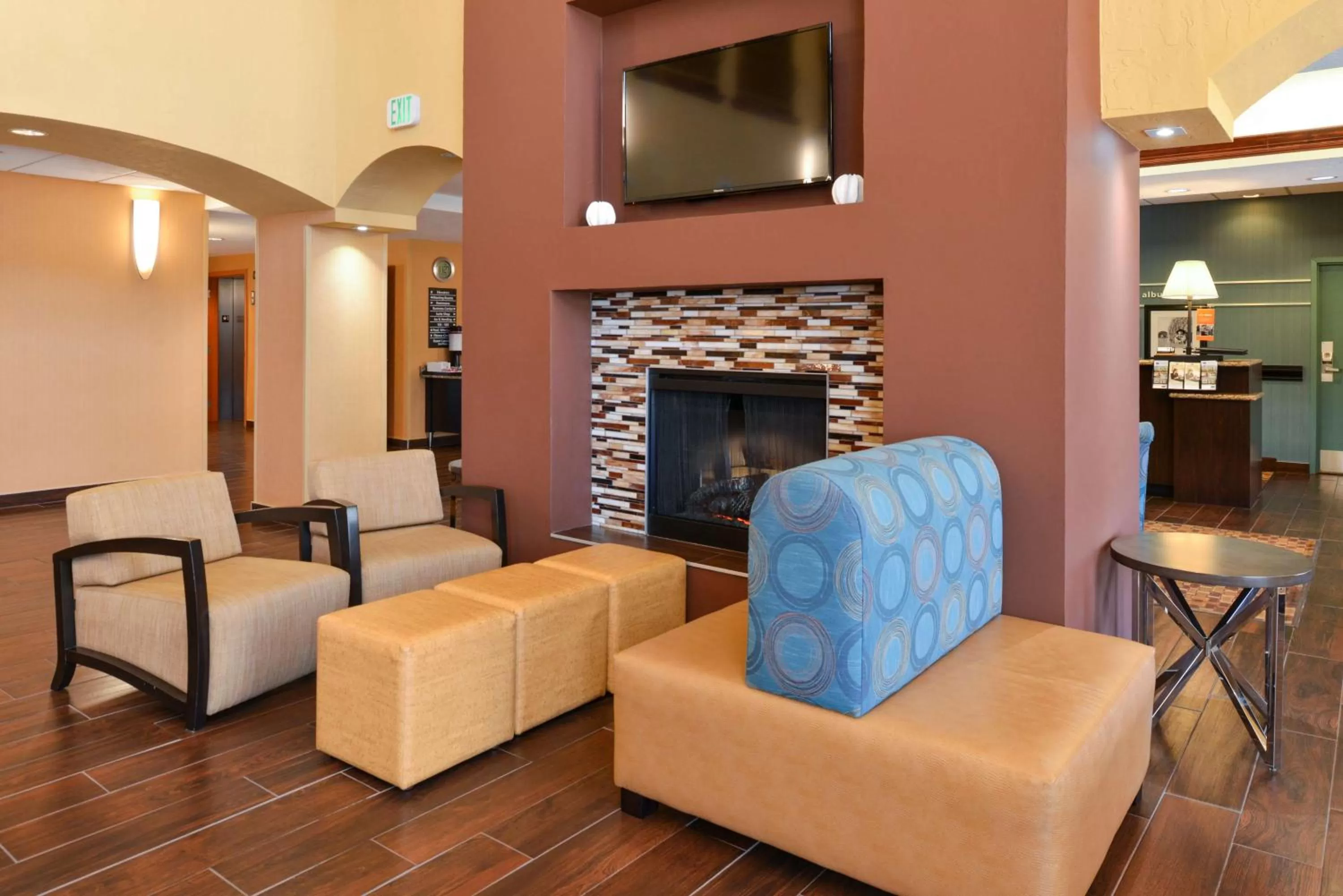 Lobby or reception in Hampton Inn & Suites - Coors Road