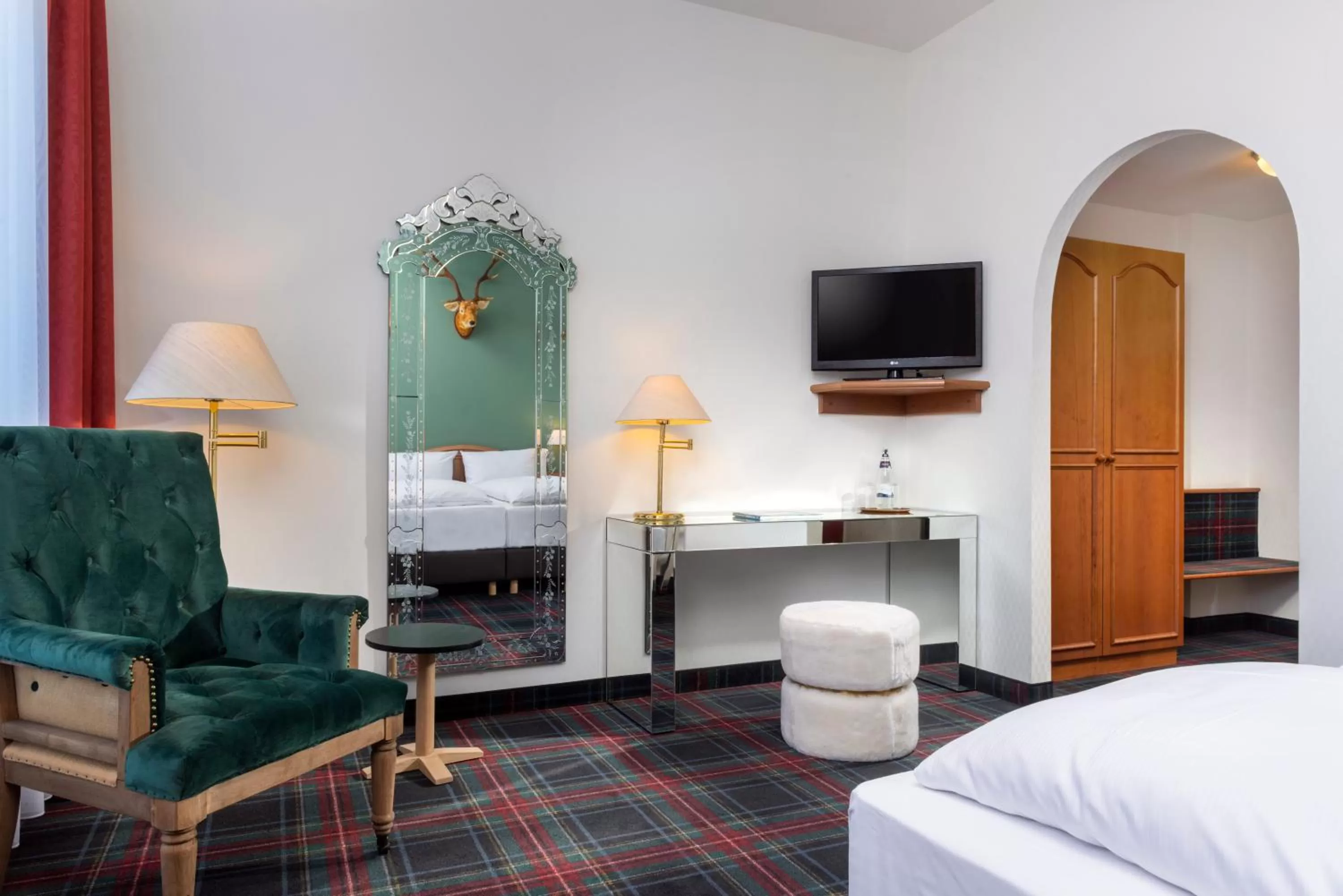 TV and multimedia in Wyndham Garden Donaueschingen