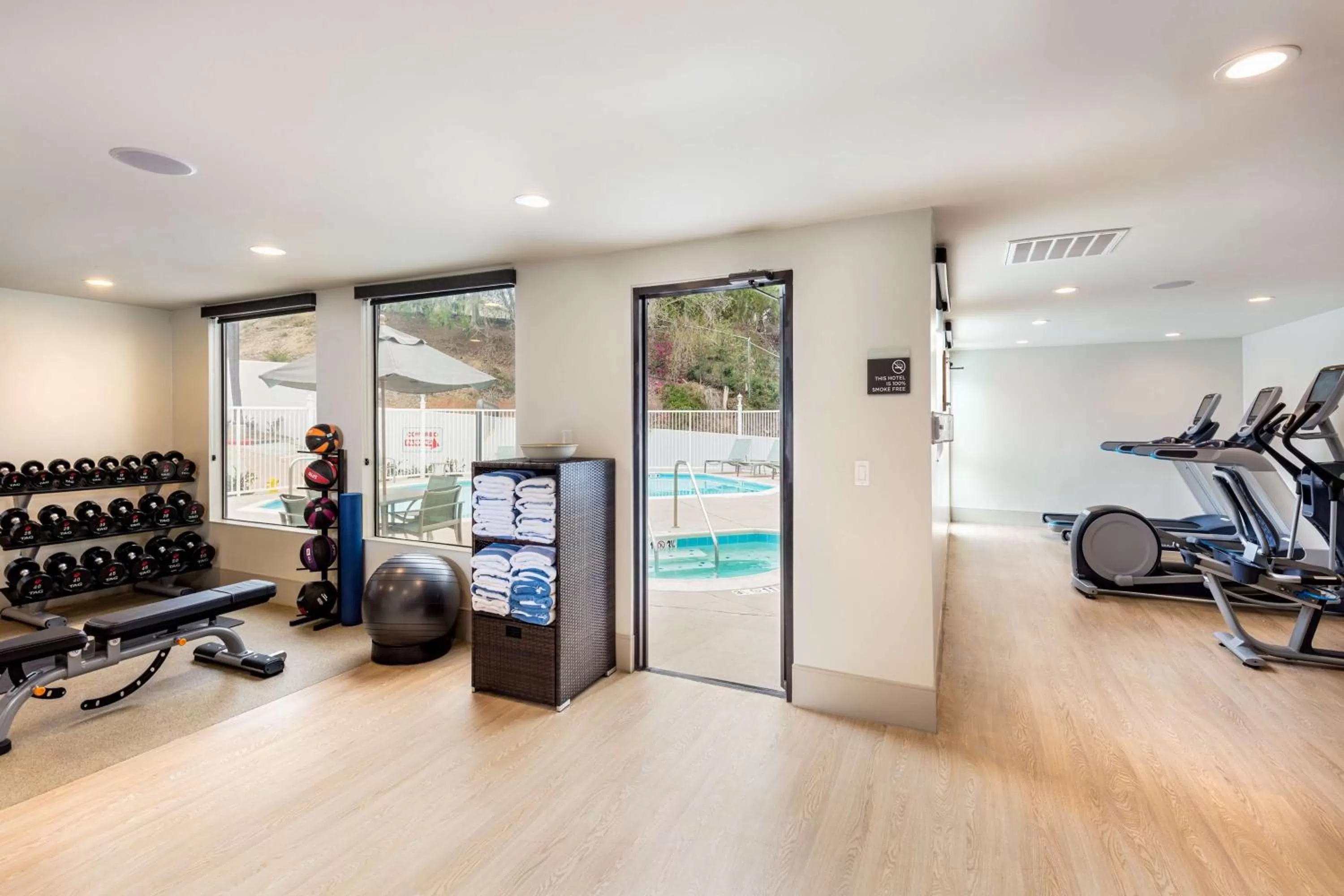 Fitness centre/facilities in Doubletree By Hilton Pomona