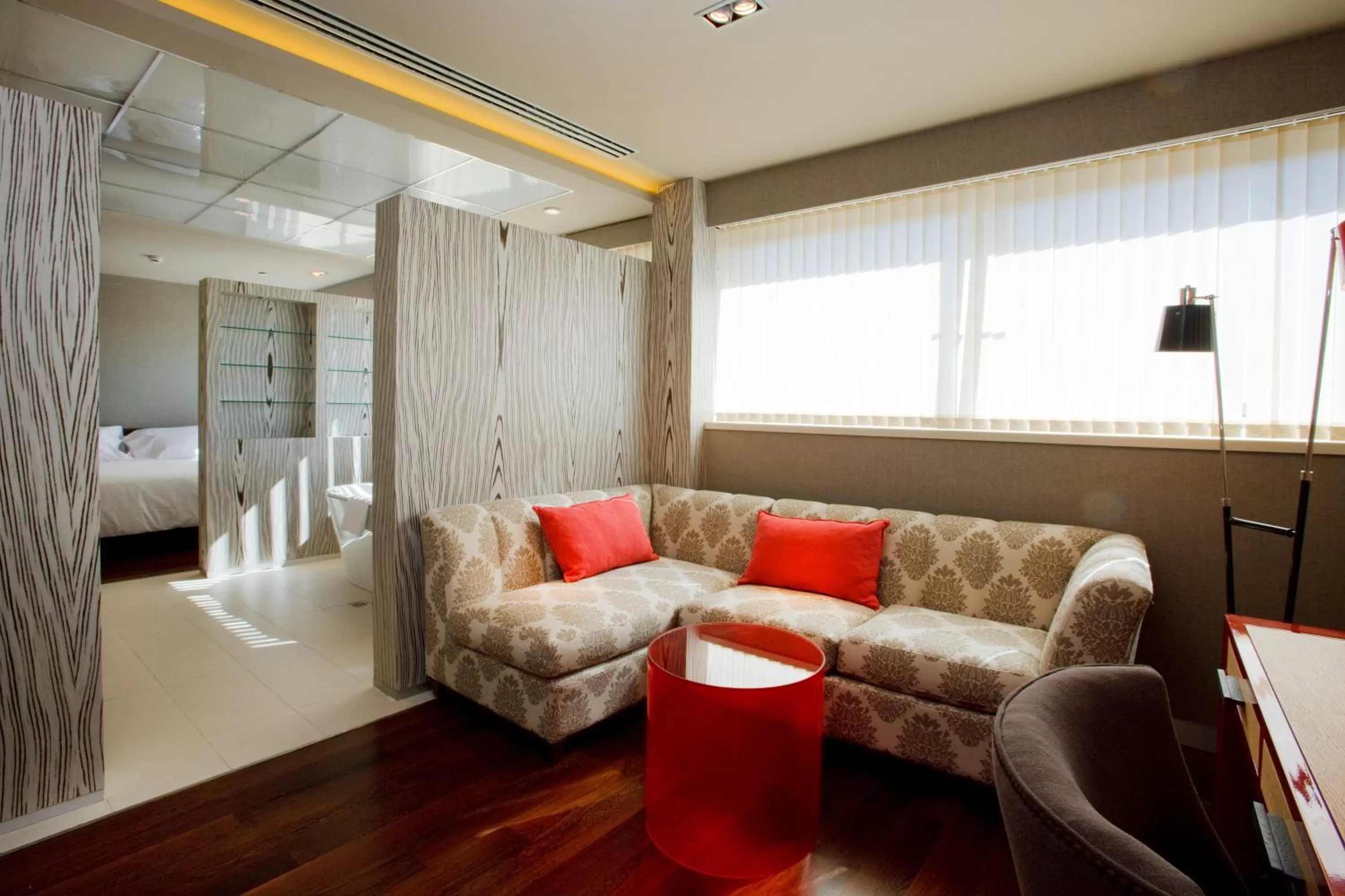 Living room, Bed in Hotel Alfonso