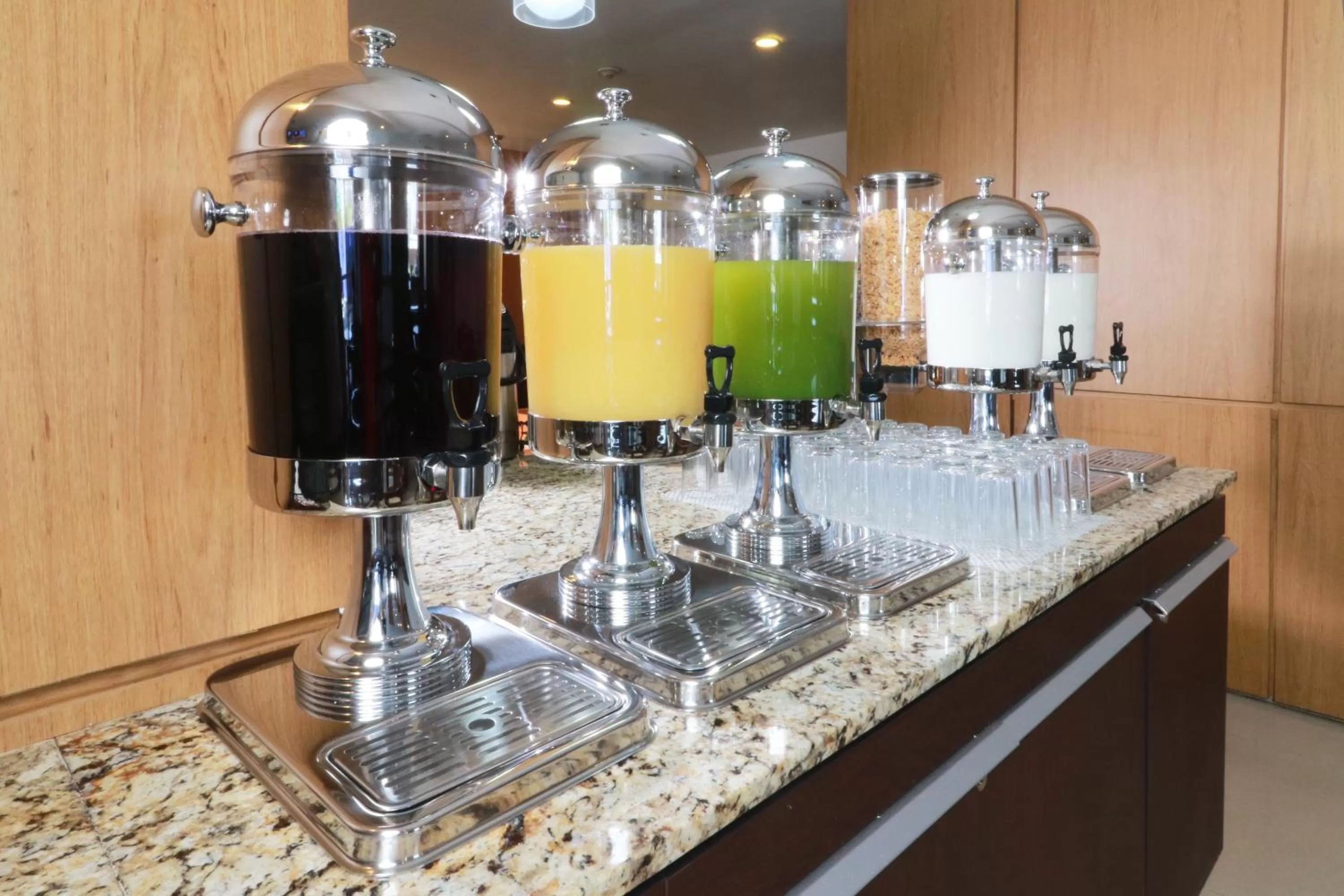 Photo of the whole room in Staybridge Suites Guadalajara Expo by IHG