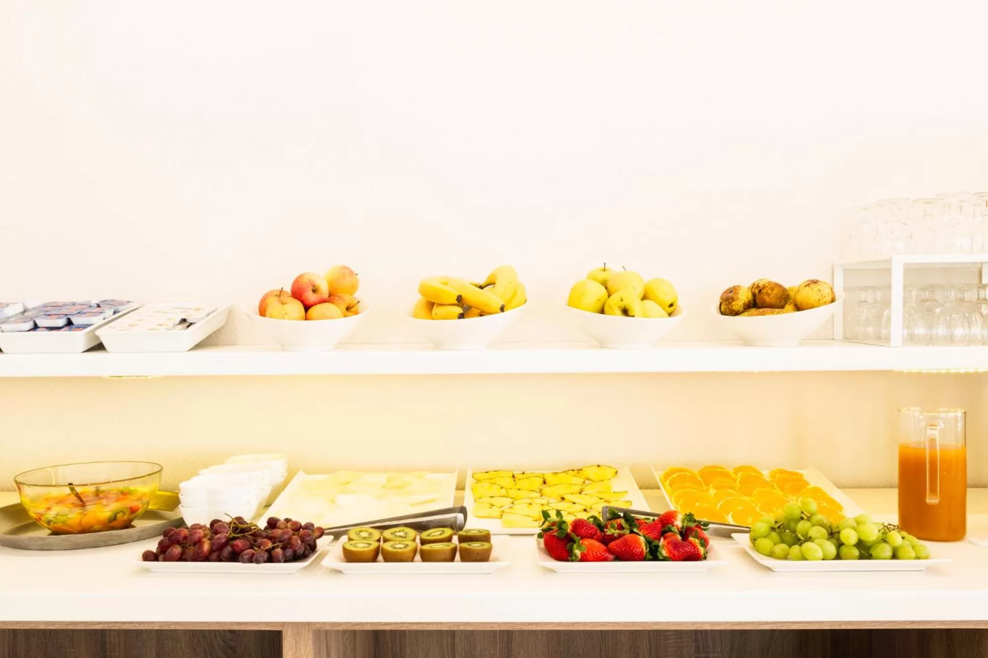 Buffet breakfast in Hotel Cristina