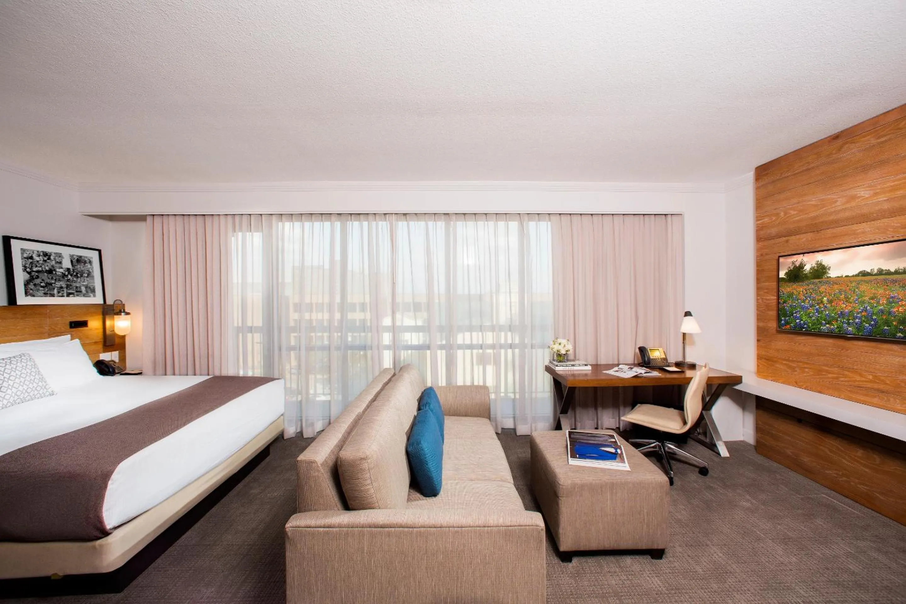 Photo of the whole room, Bed in AT&T Hotel & Conference Center