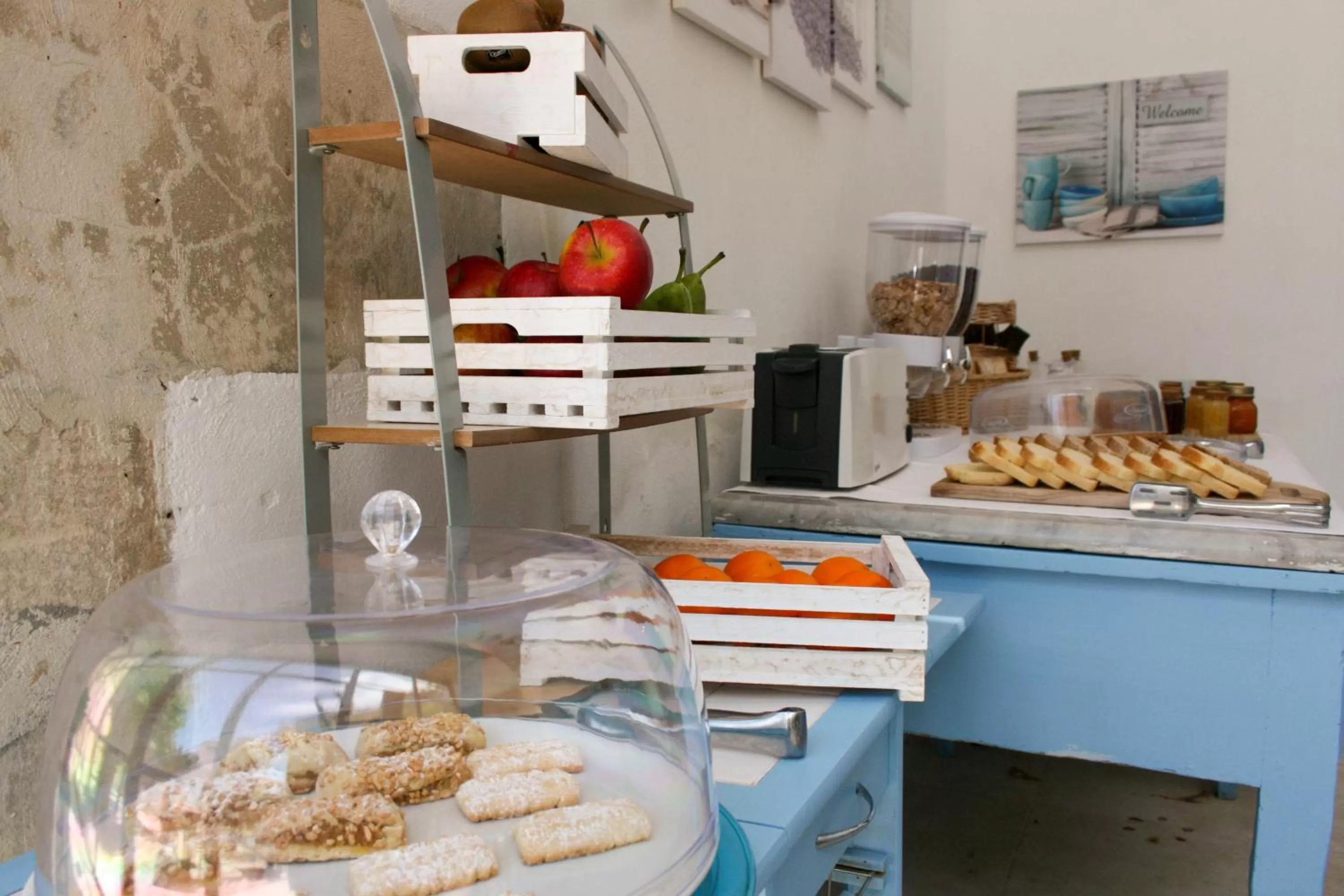 Breakfast in Residenza Donnafugata B&B