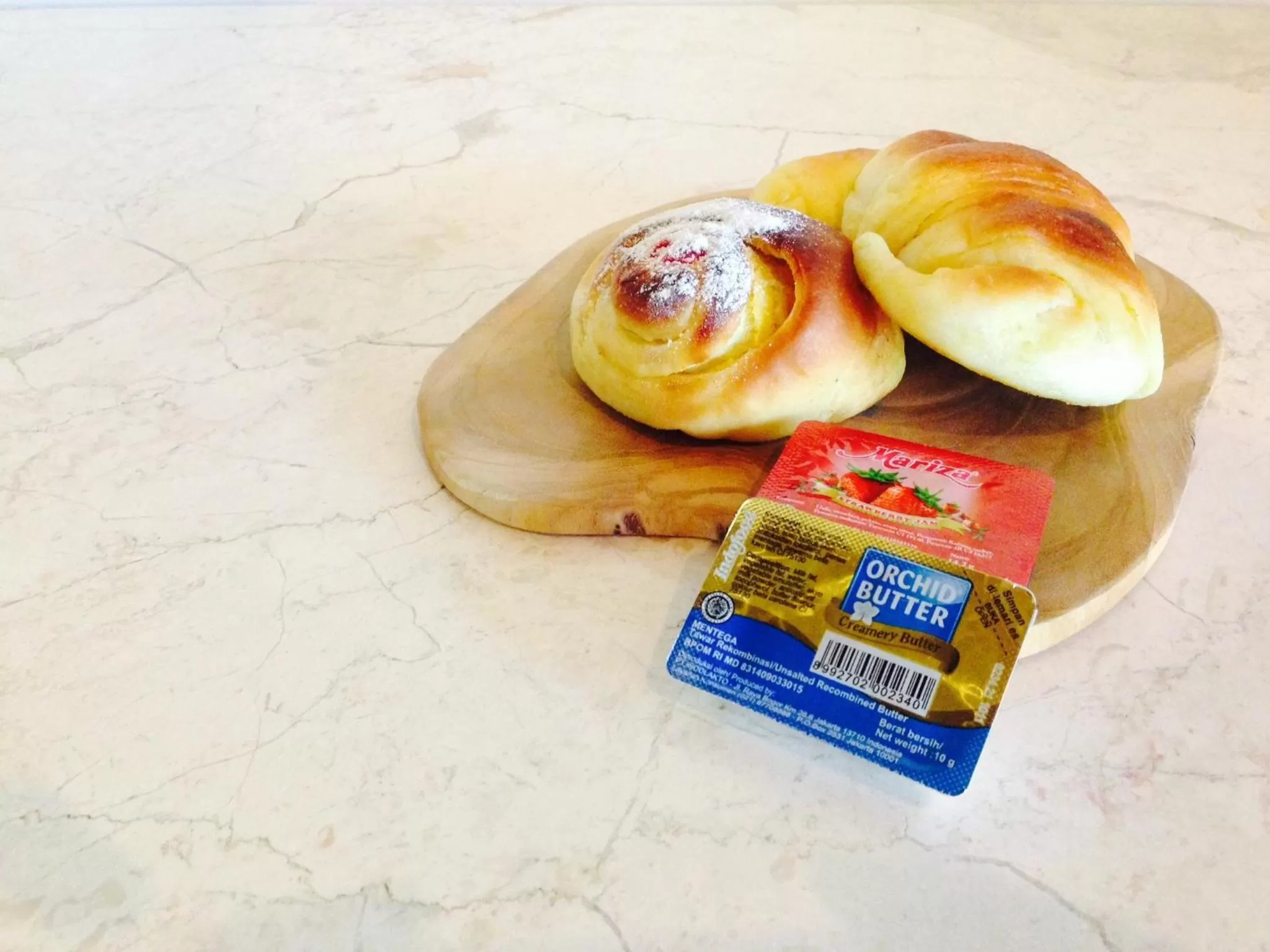 Food and drinks in Bumi Ayu Bungalow Sanur