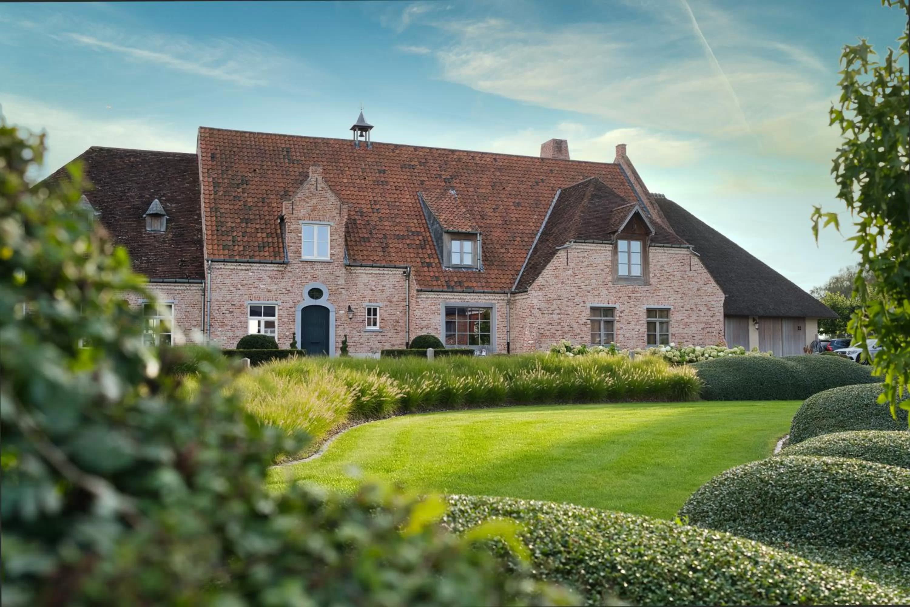 Property building in Boutique Hotel De Brakelhoen