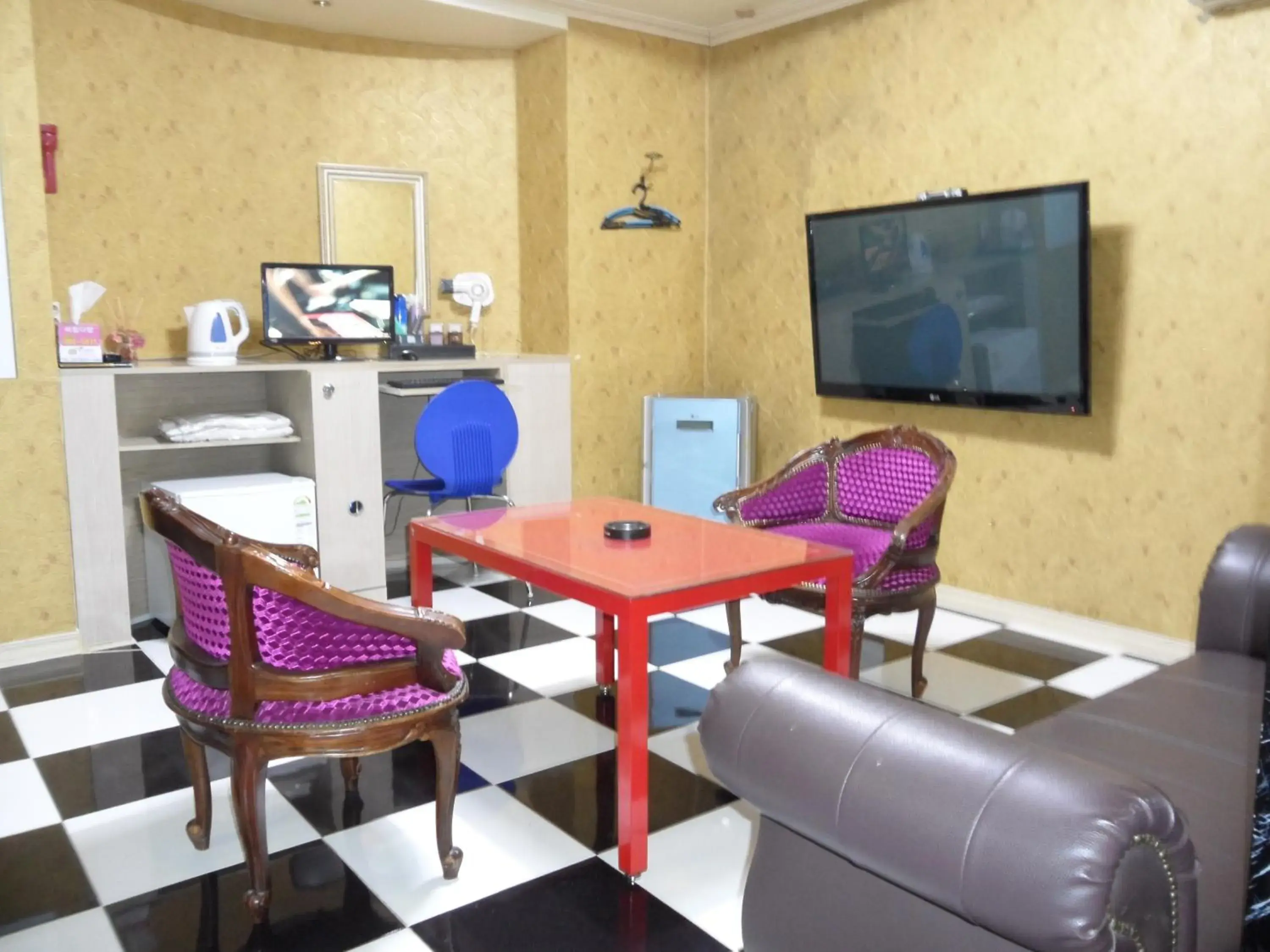 Deluxe King Suite in Songdo Blue Hotel Deluxe King Suite in Songdo Blue Hotel