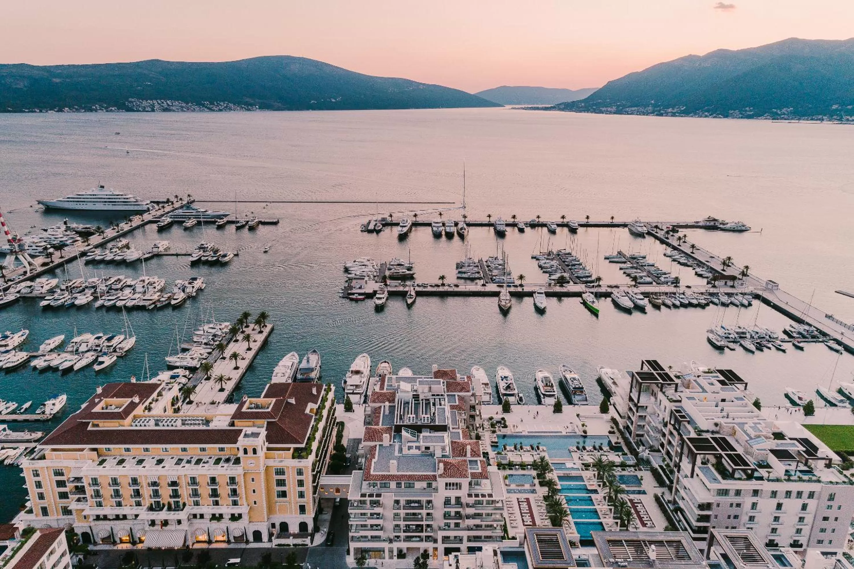 Property building in Regent Porto Montenegro