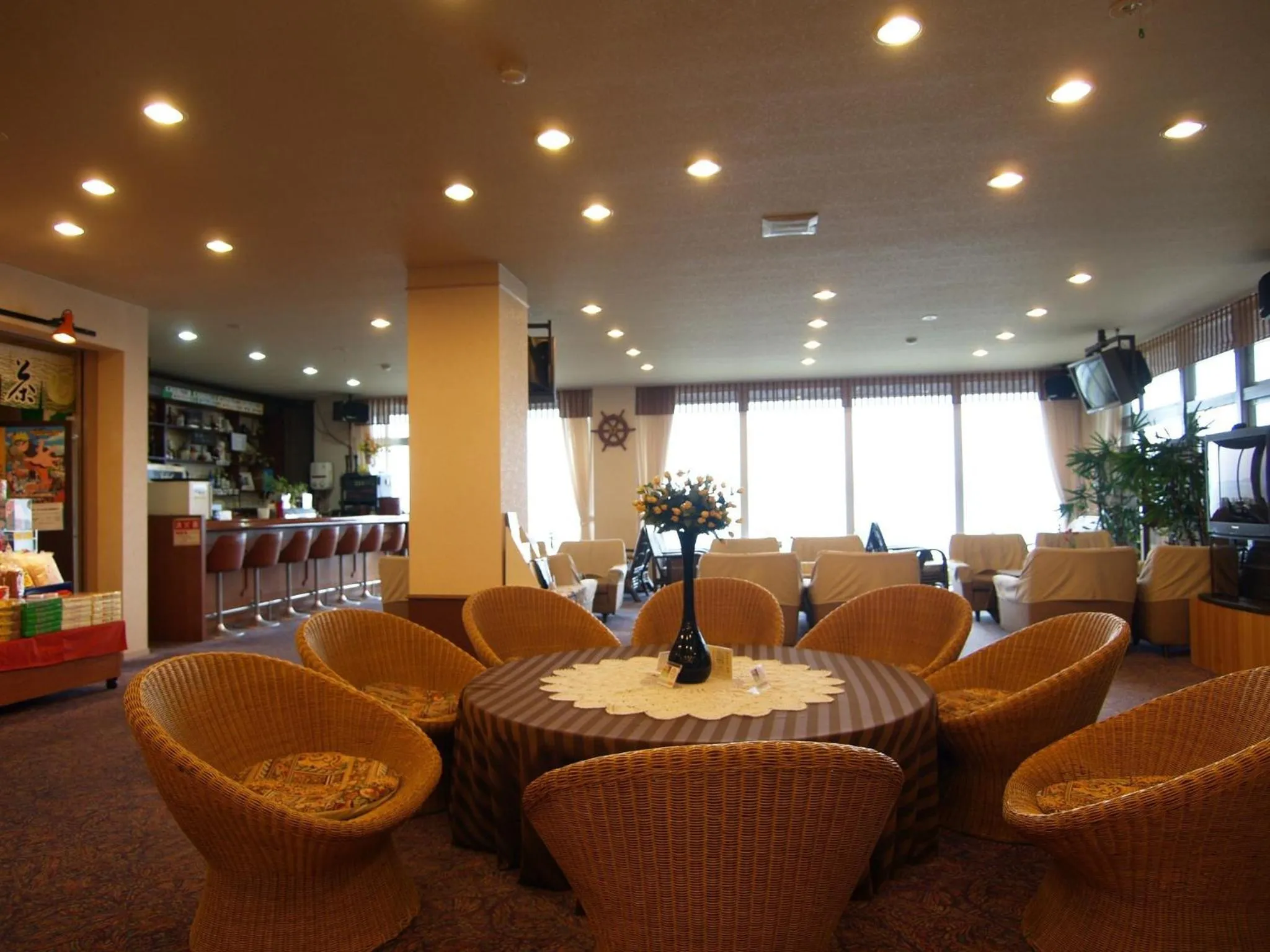 Lobby or reception in Wakayama Kada Onsen Kada Kaigetsu (ex. Azumaya Seaside Hotel)