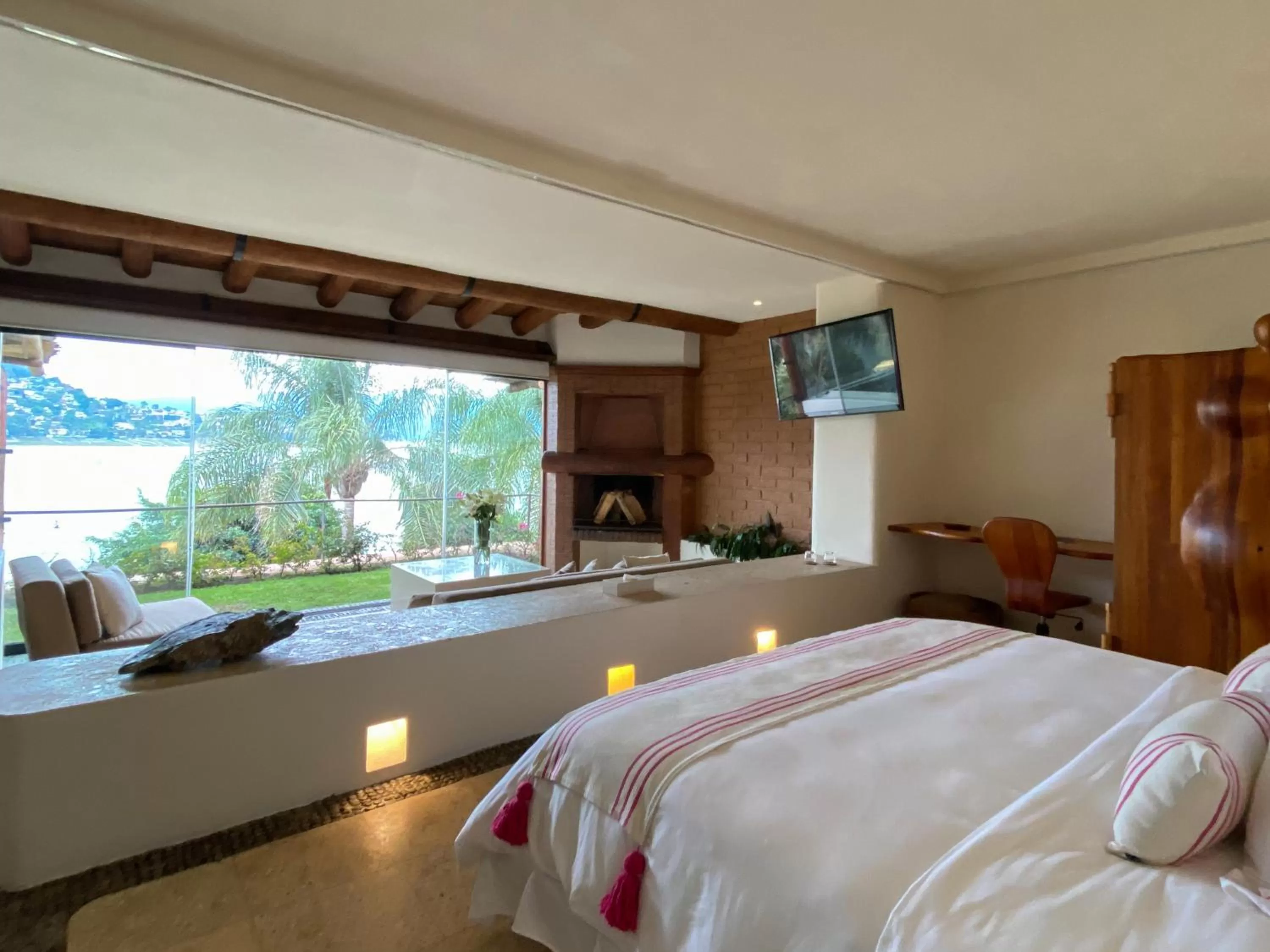View (from property/room), Bed in El Santuario Resort & Spa