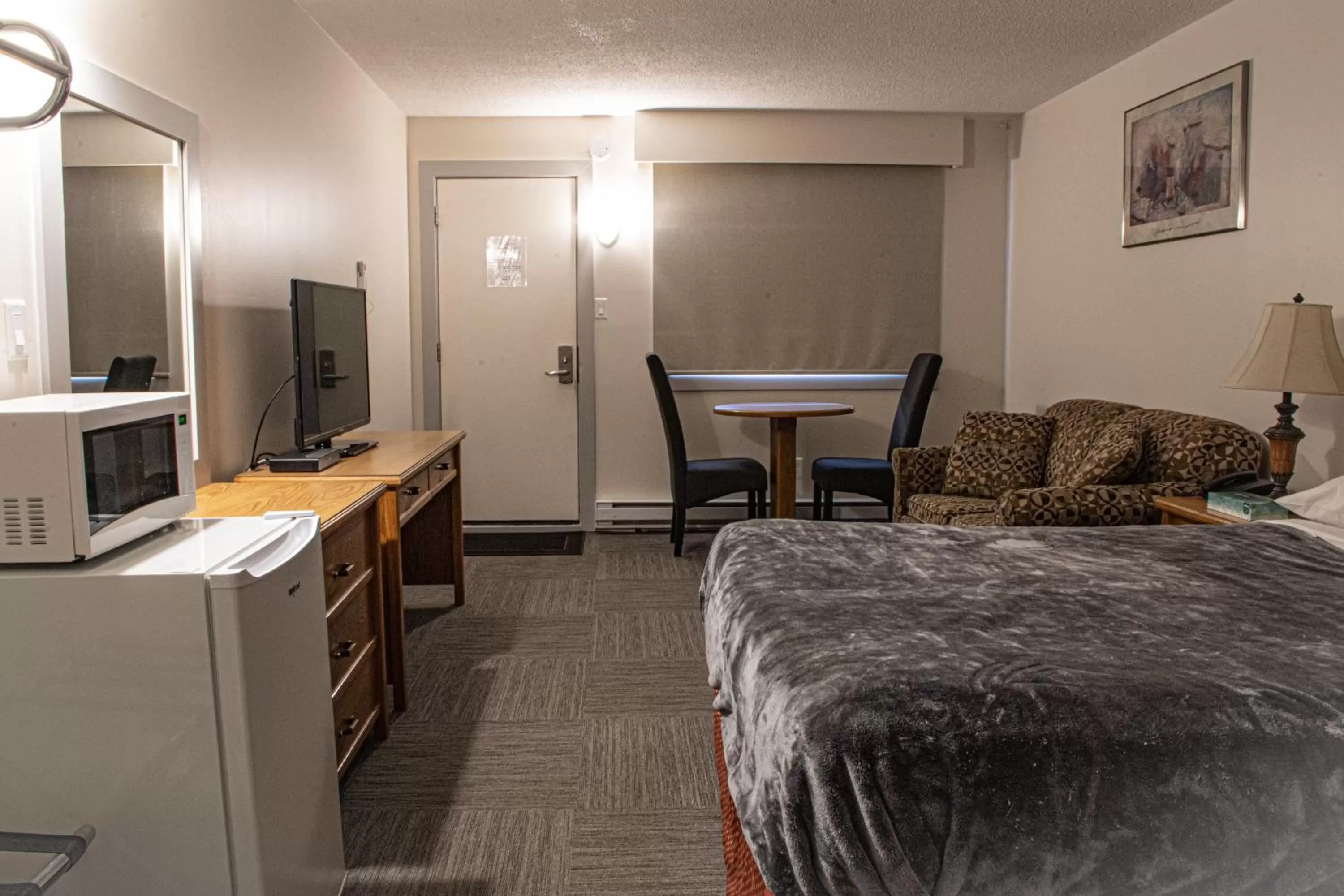 Bed in Grandview Motel