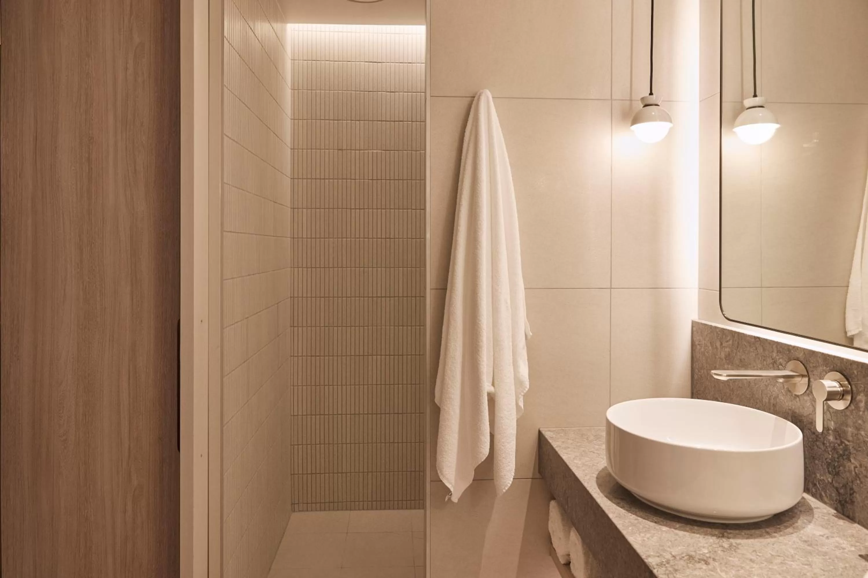 Bathroom in Rydges Melbourne