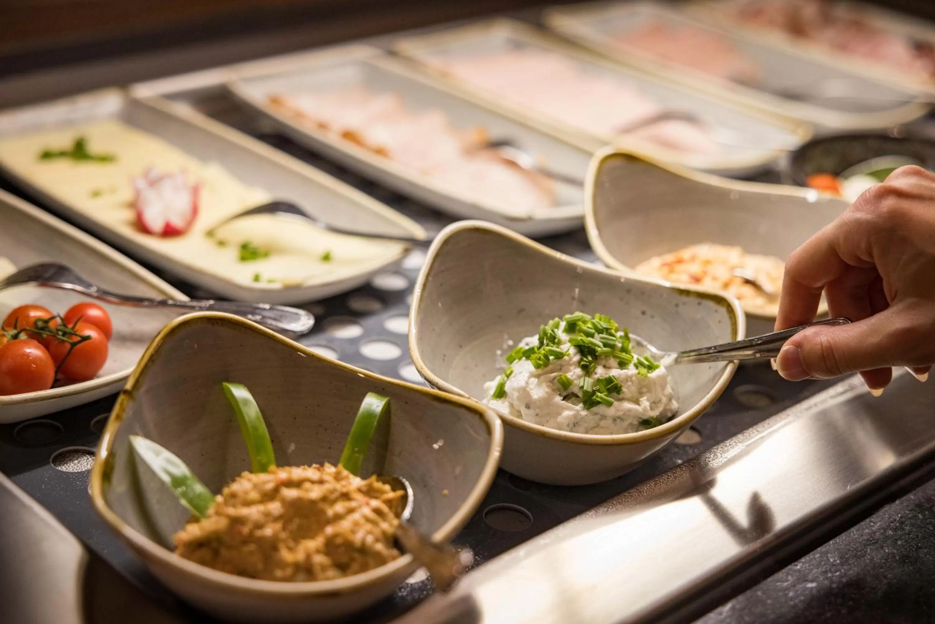 Buffet breakfast in Hotel Edlingerwirt - Sauna & Golfsimulator inklusive