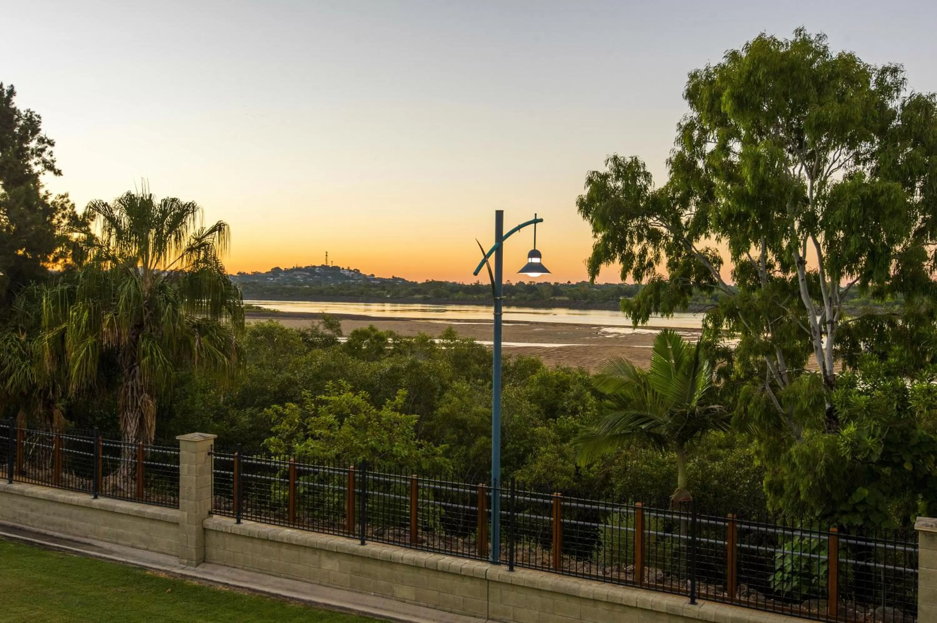 Neighbourhood in Mid City Motor Inn