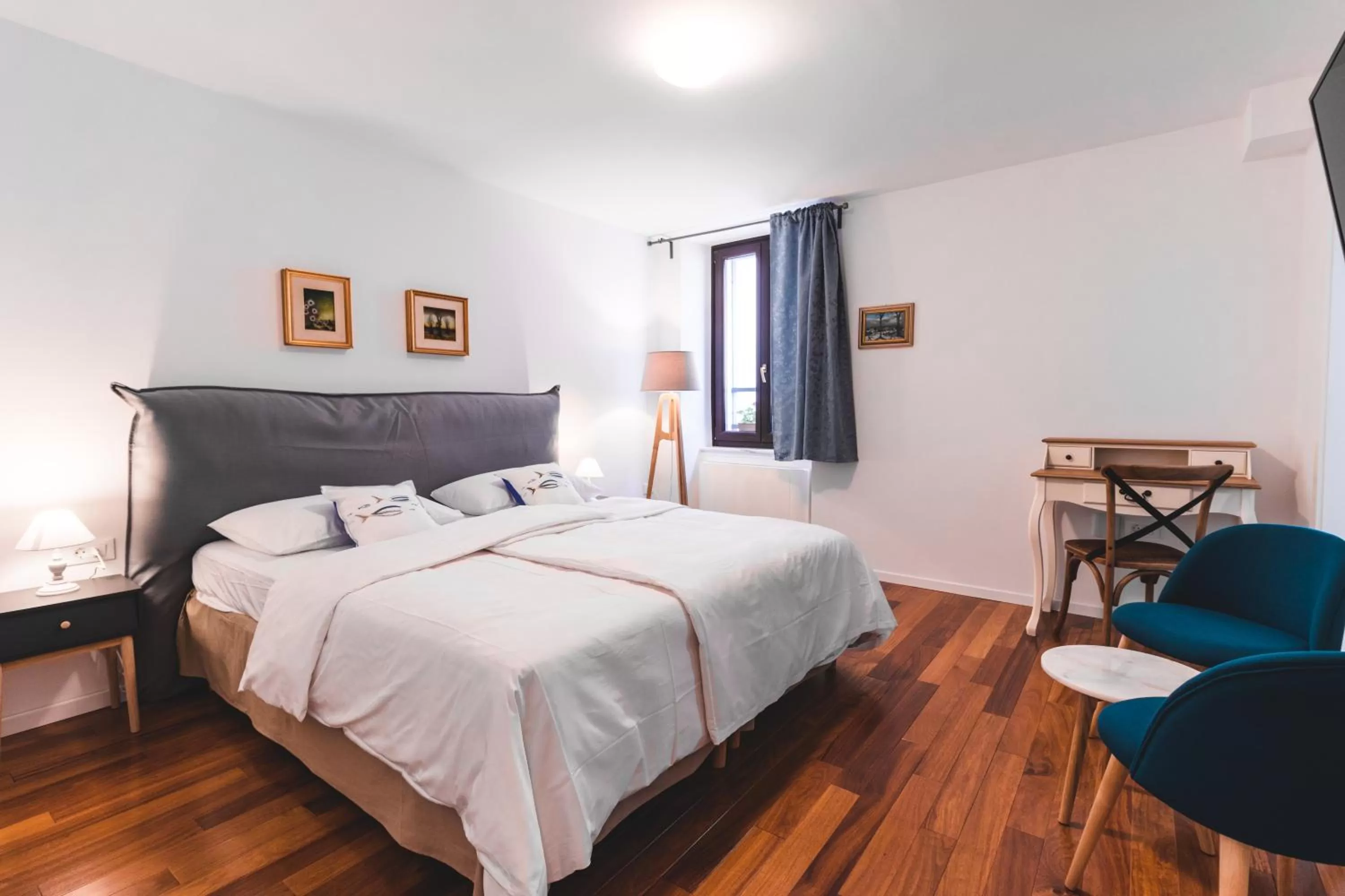 Bed in Second Life in Piran - Hotel Zala Piran with private parking and shuttle service