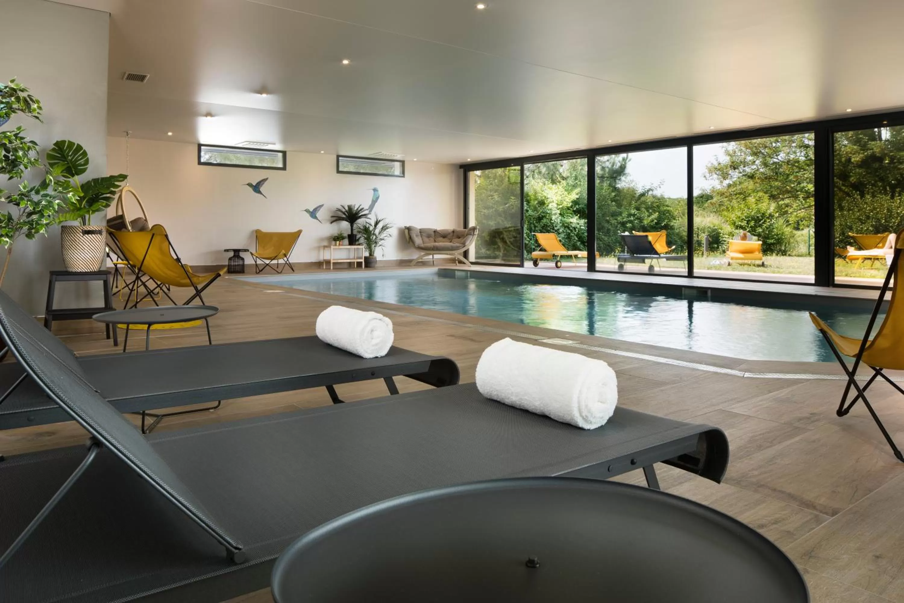 Swimming pool in Best Western Plus Hotel les Rives du Ter