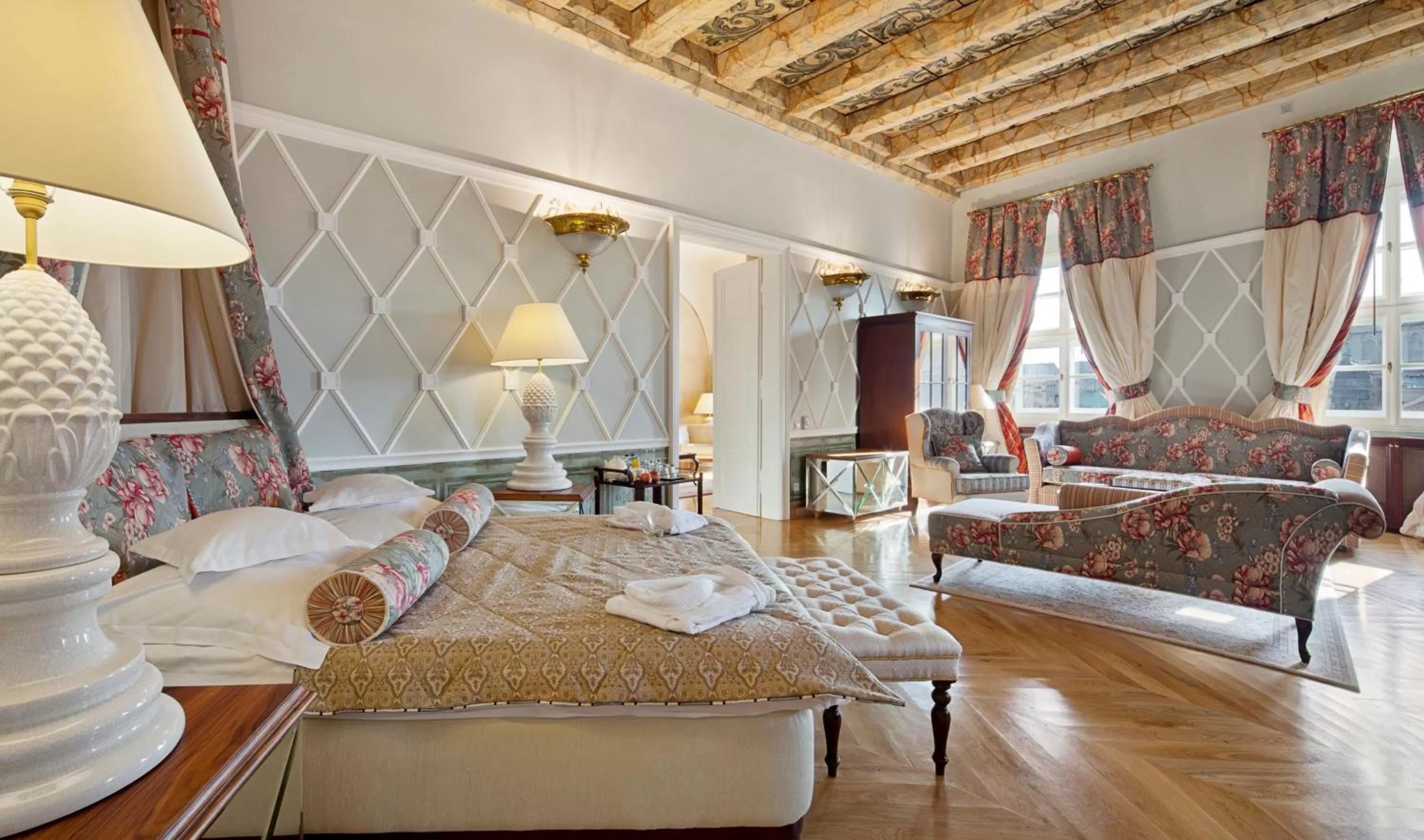 Bed in The Bonerowski Palace Boutique Hotel