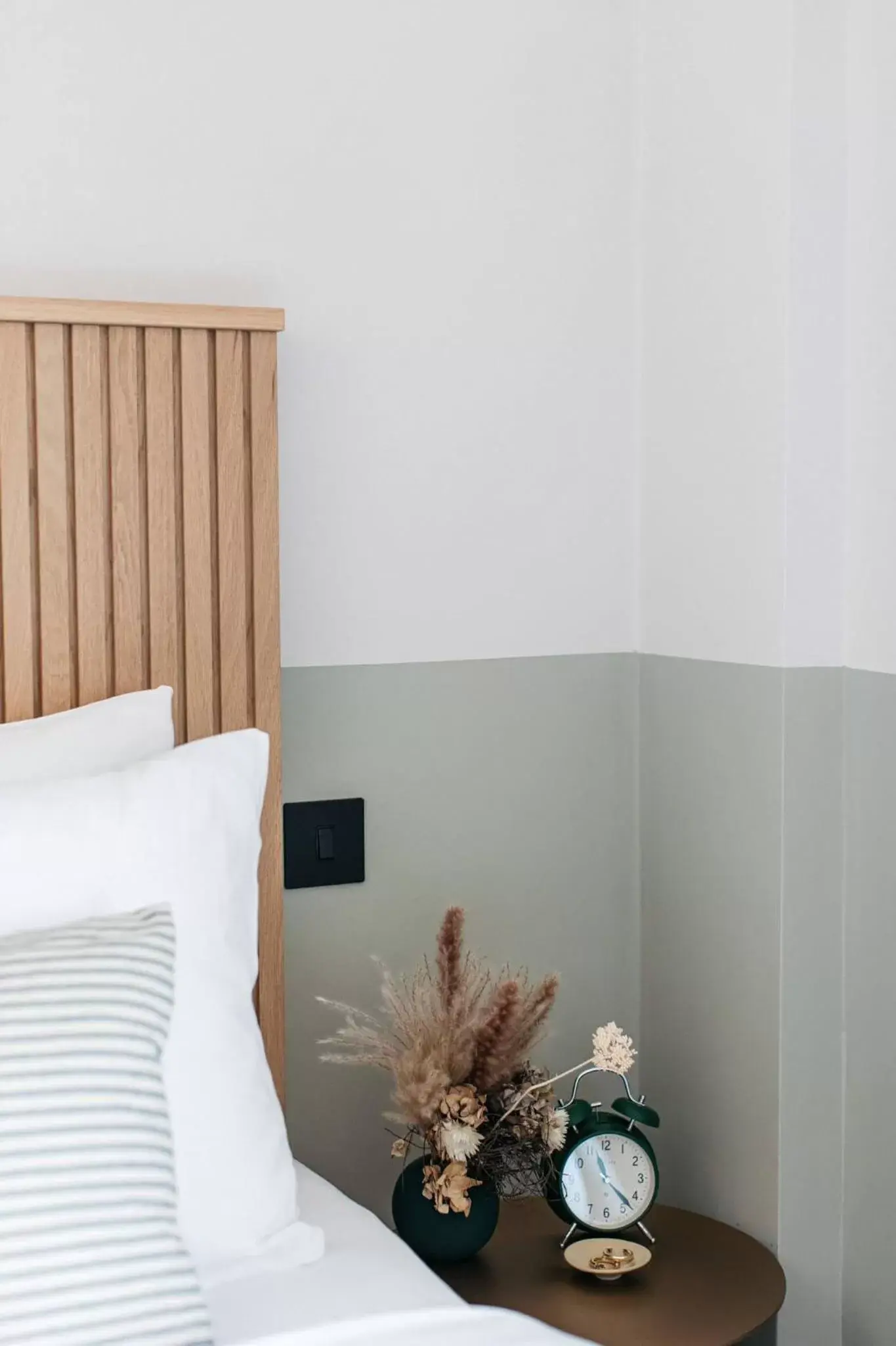 Cabin Room in Port Hotel Cabin Room in Port Hotel