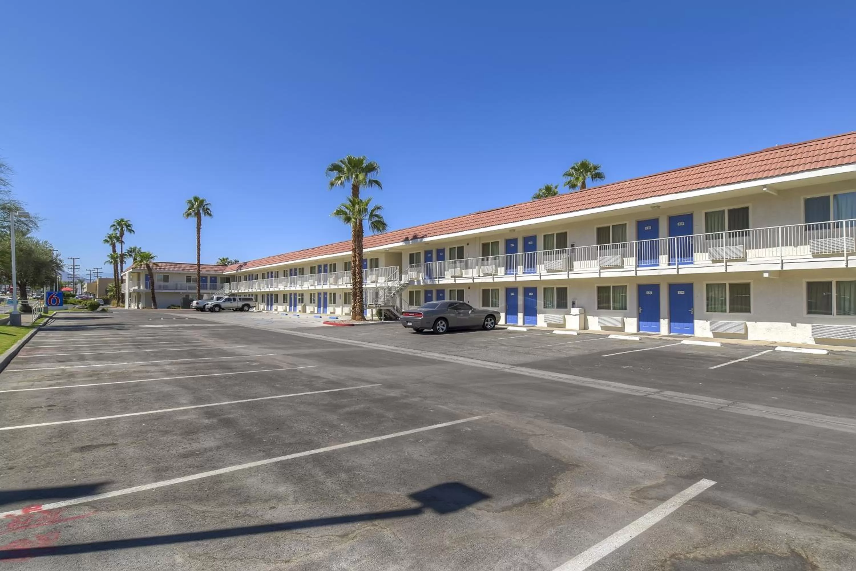 Facade/entrance in Motel 6-Rancho Mirage, CA - Palm Springs