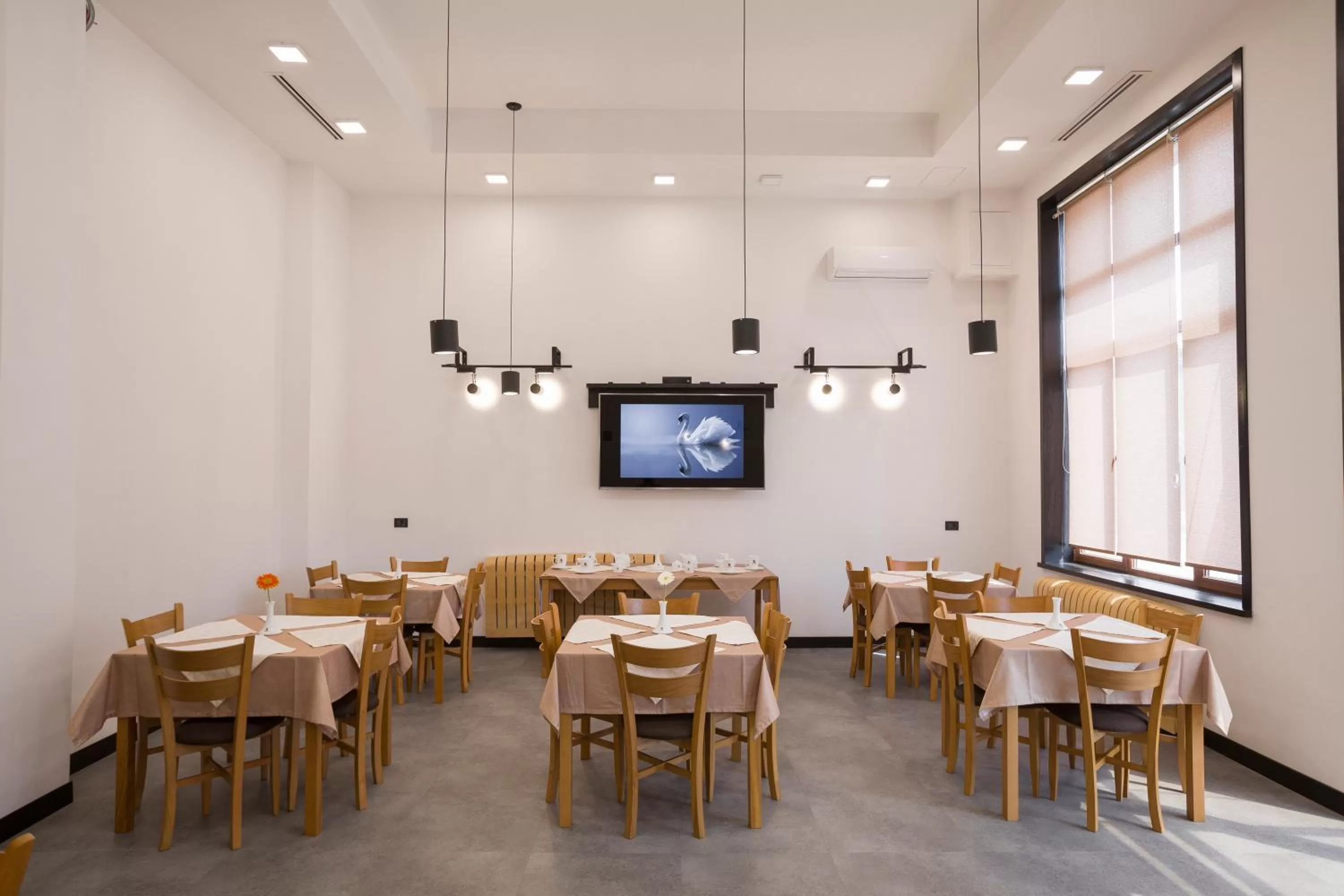 Restaurant/Places to Eat in AnnaBella Boutique Hotel