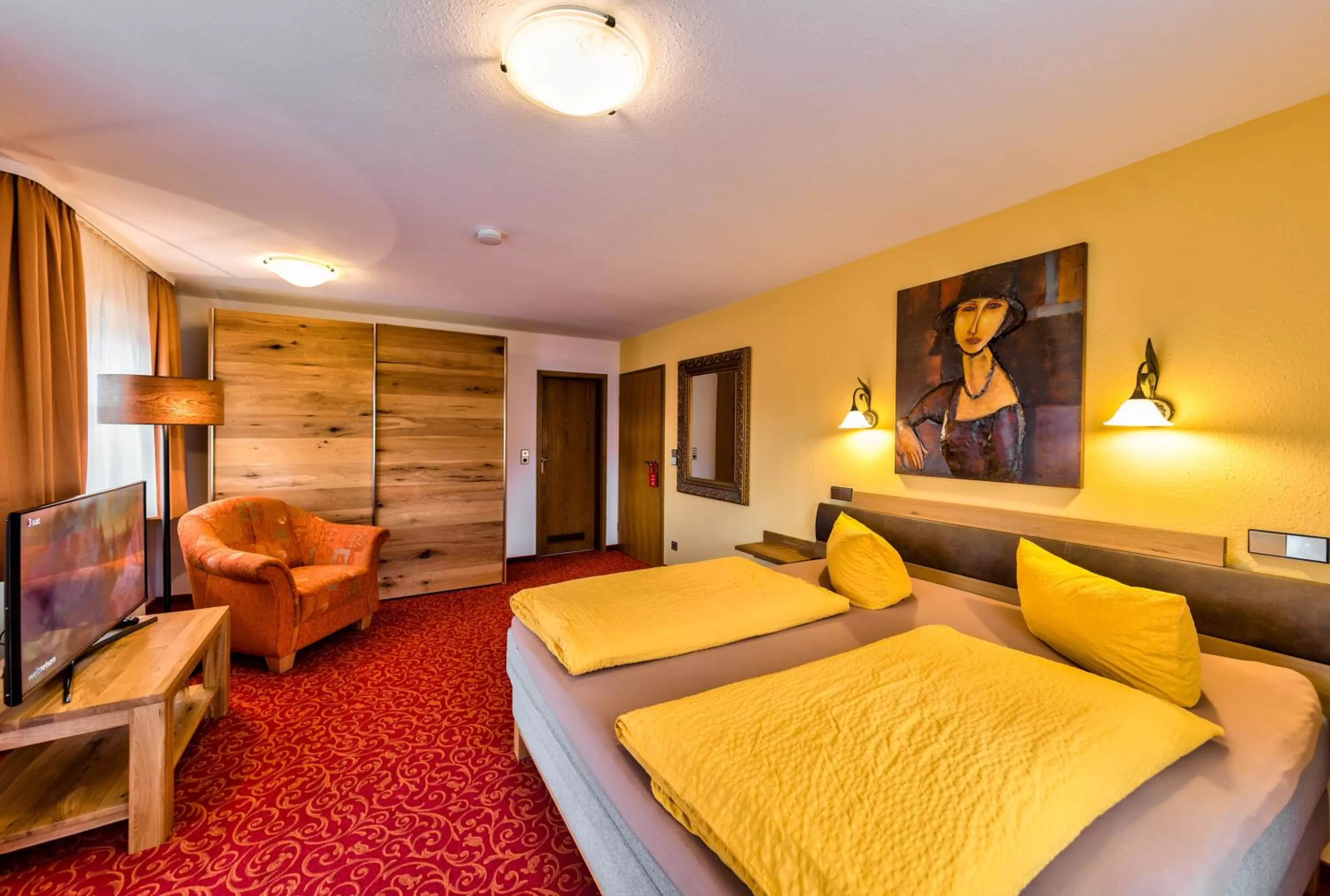 Photo of the whole room in Hotel Sonneneck Titisee -Adults Only-
