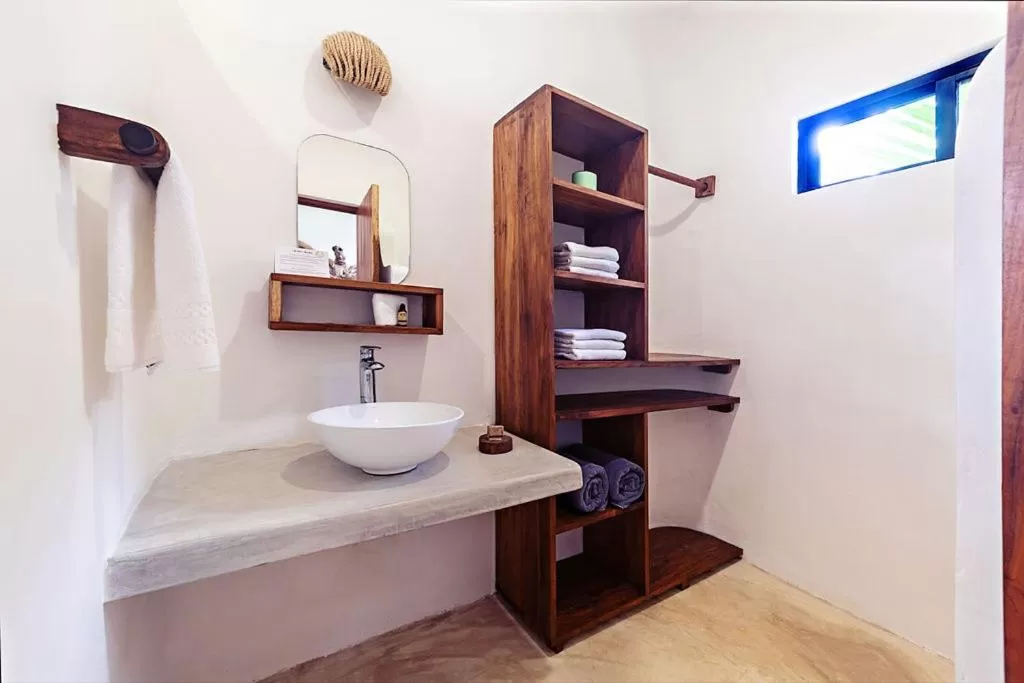 Toilet in Mi Kasa Tu Kasa Bacalar