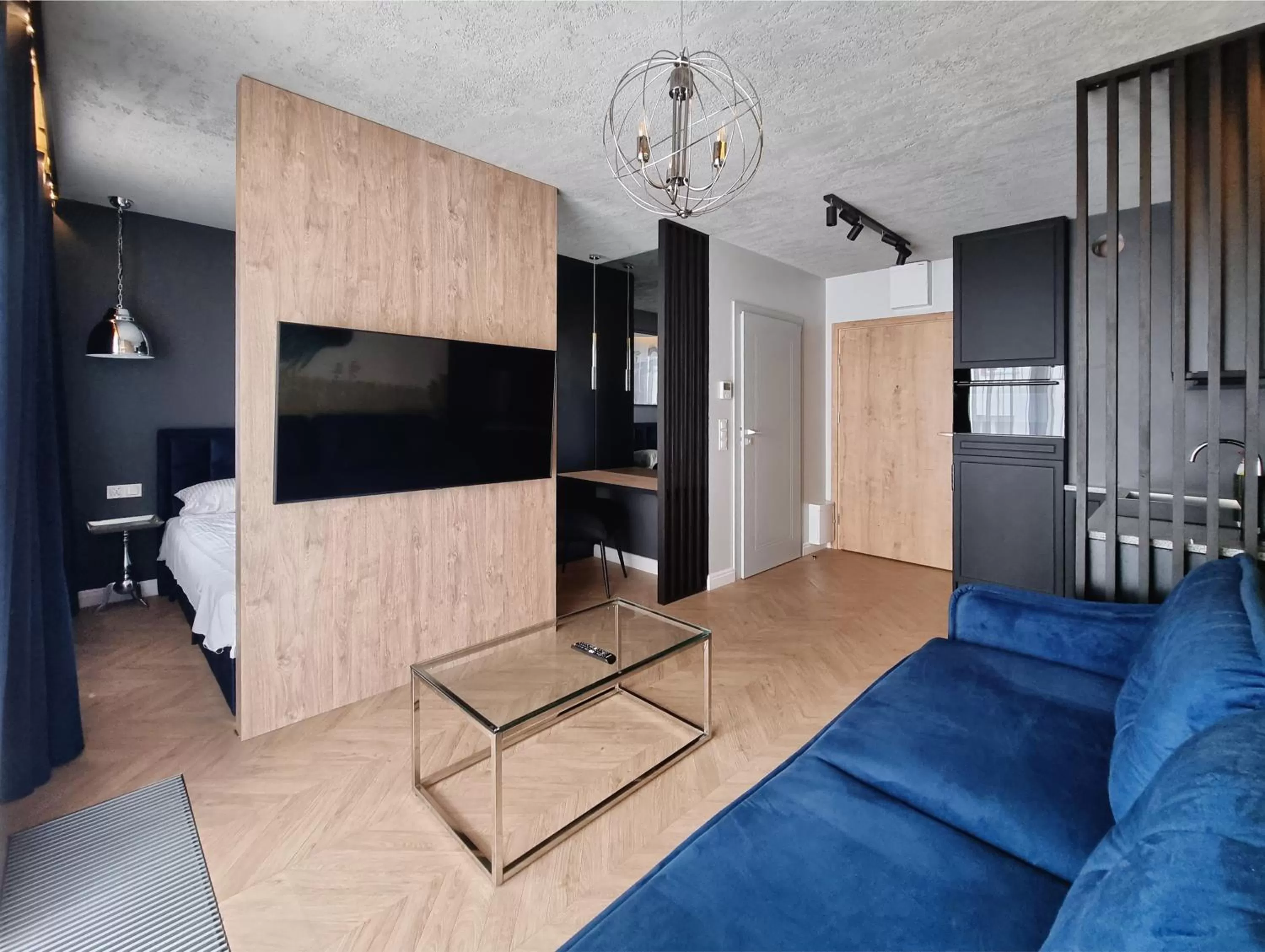 TV and multimedia, Seating Area in Silesia Aparthotel