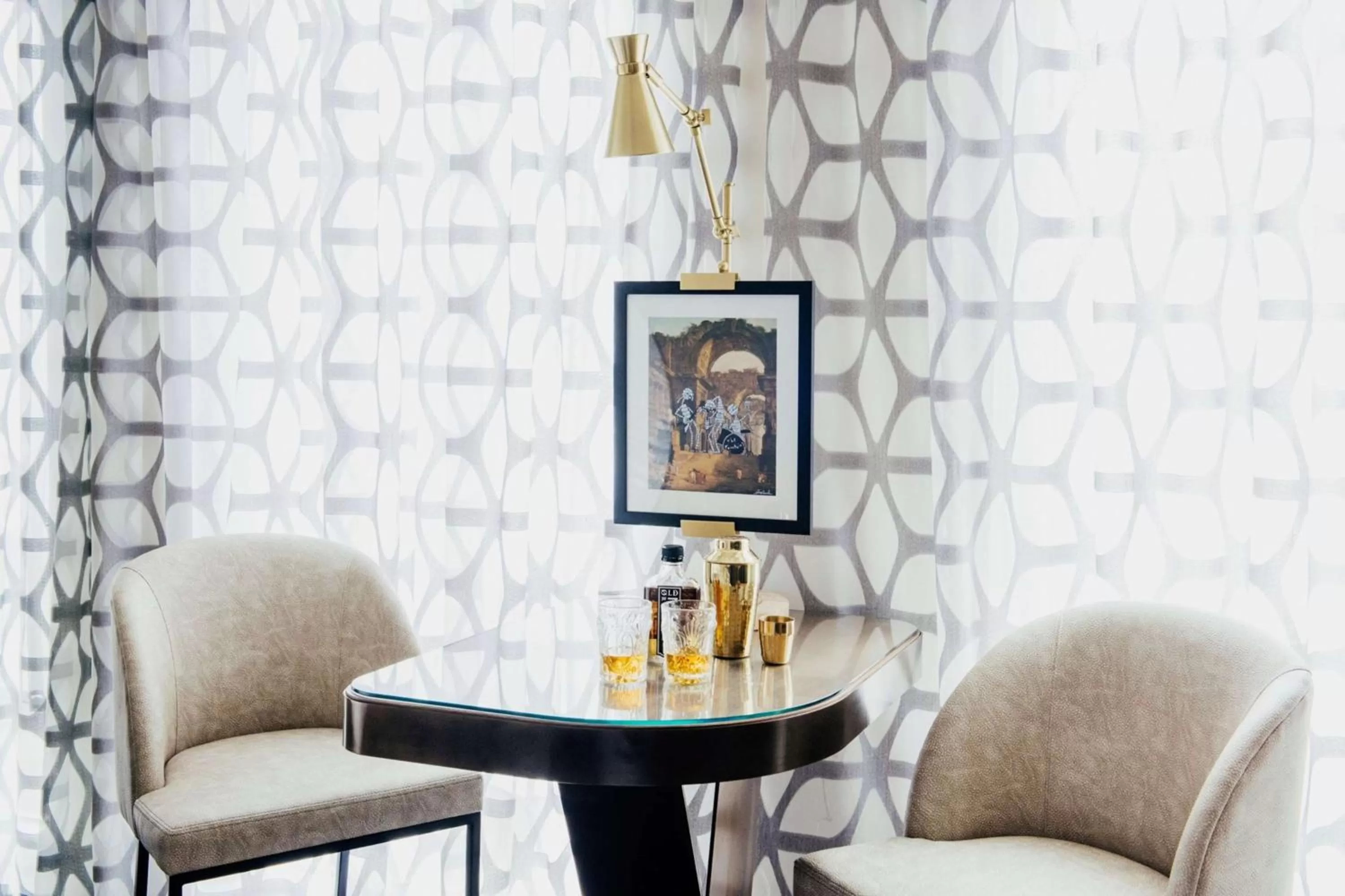 Living room in The Troubadour Hotel New Orleans