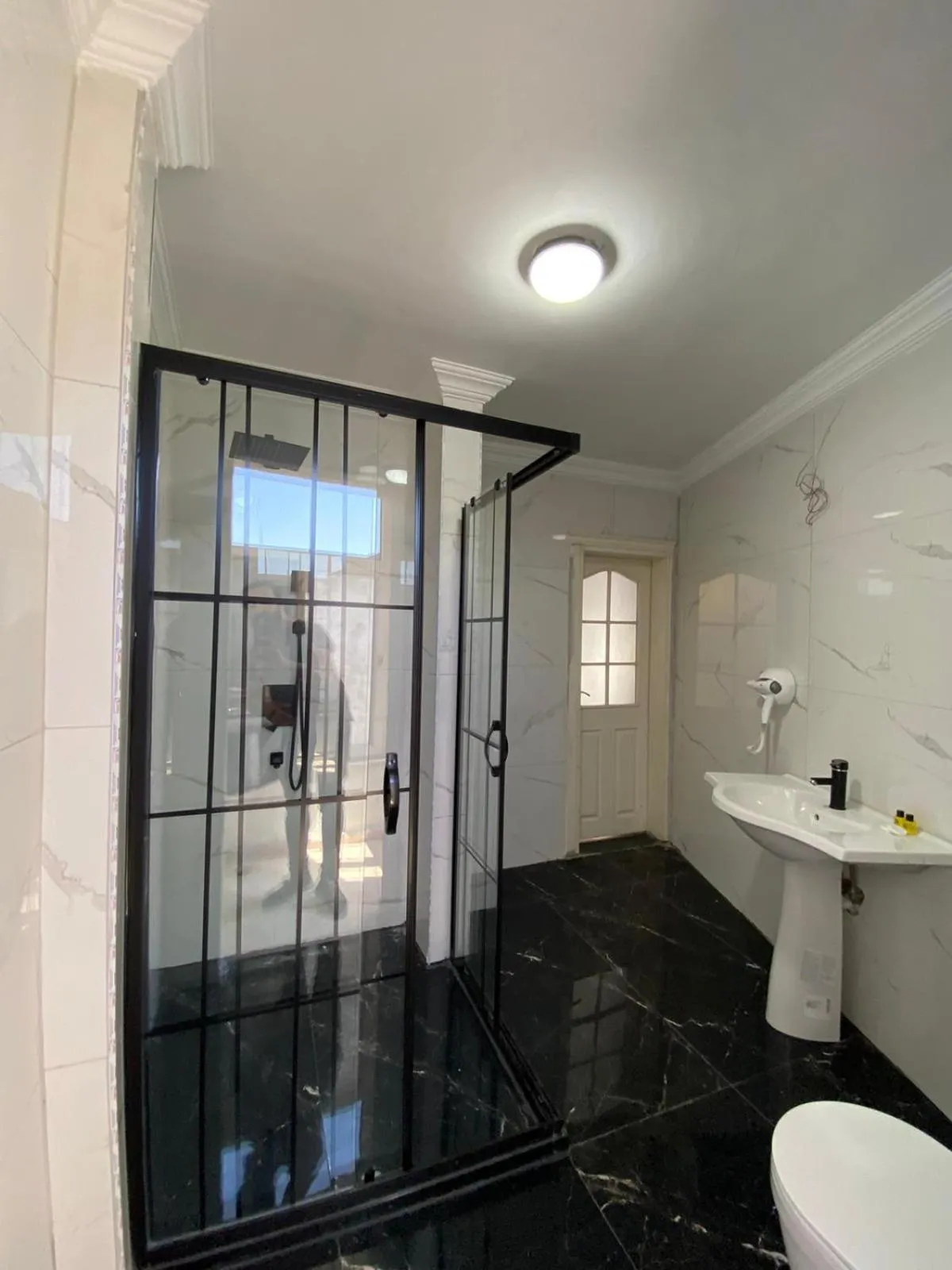 Aruna Boutique Hotel