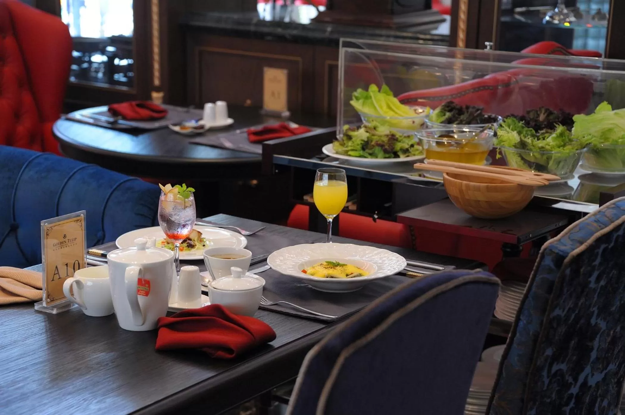 Restaurant/places to eat in Golden Tulip RS Boutique Hotel-Tainan