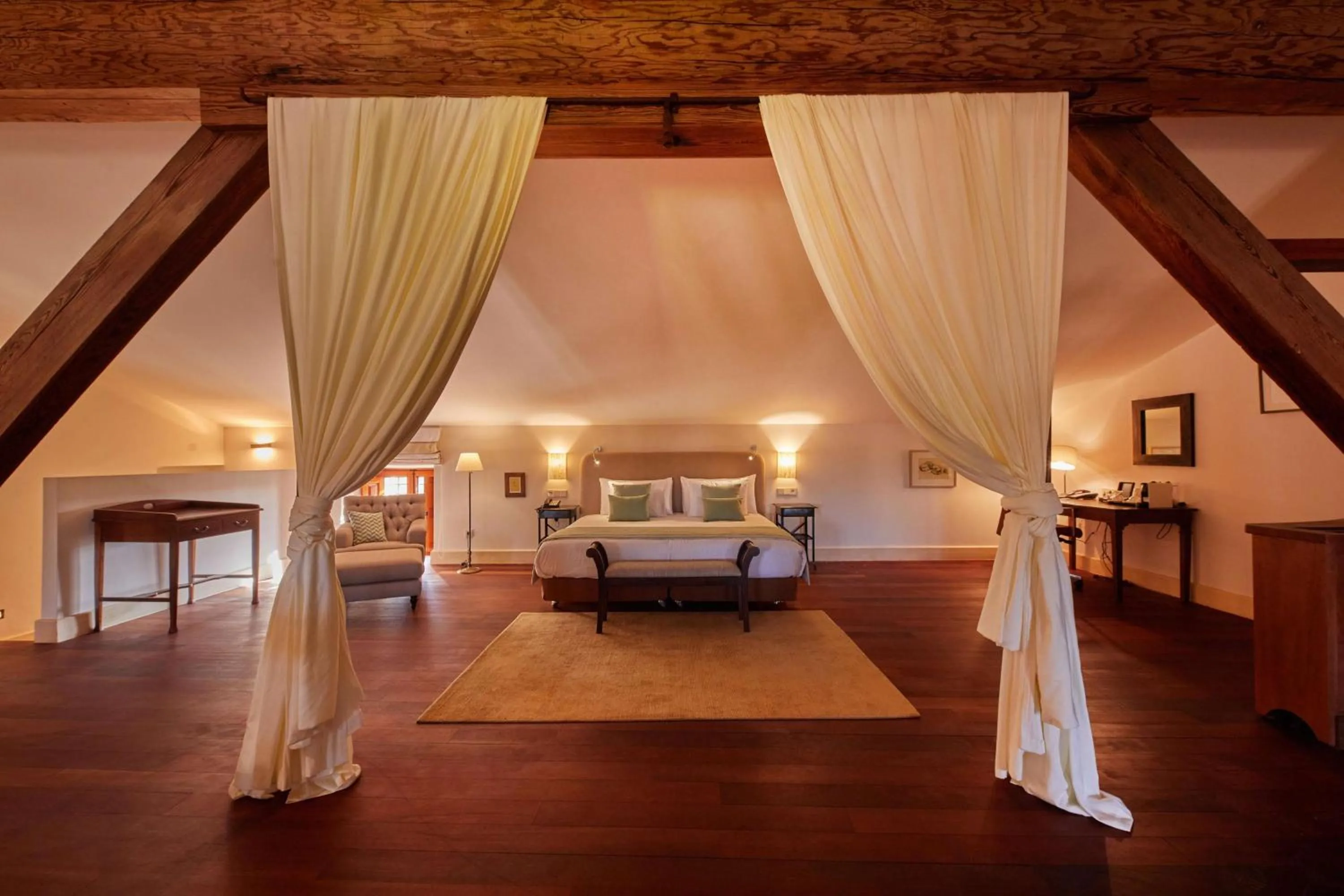 Bedroom, Bed in Zoetry Mallorca Wellness & Spa