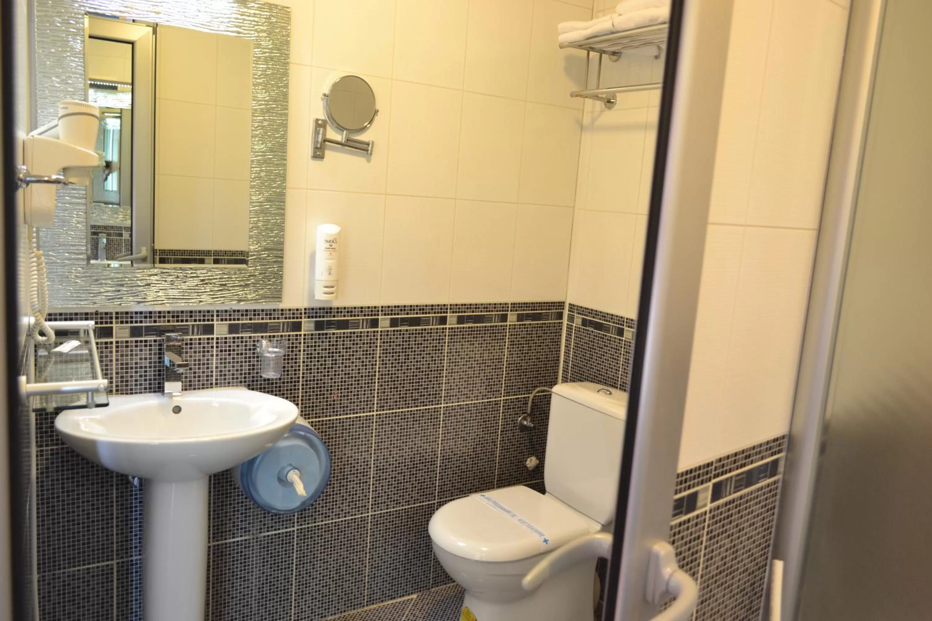 Bathroom in Hotel Super 8