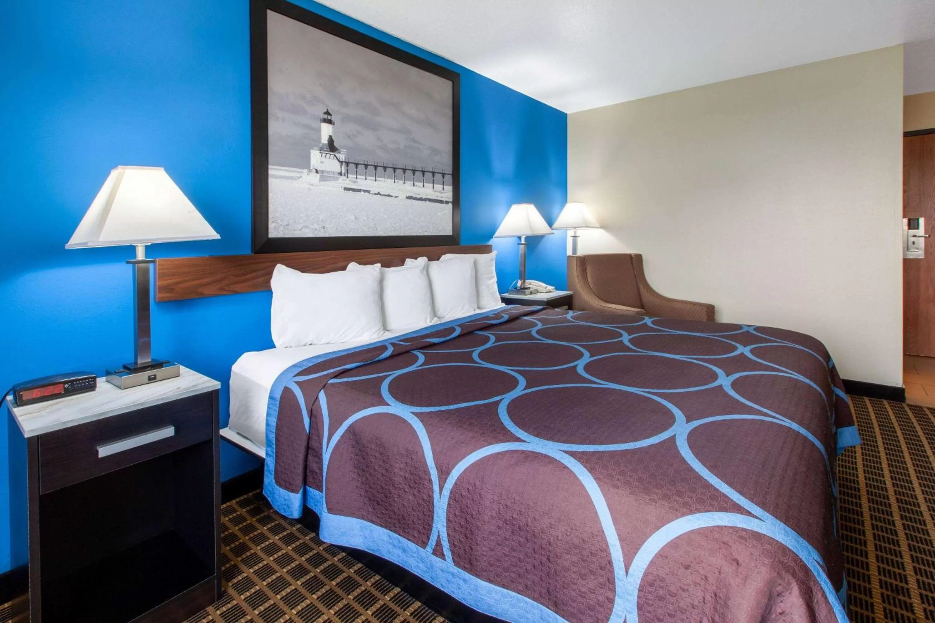 Photo of the whole room, Bed in Rodeway Inn Elkhart