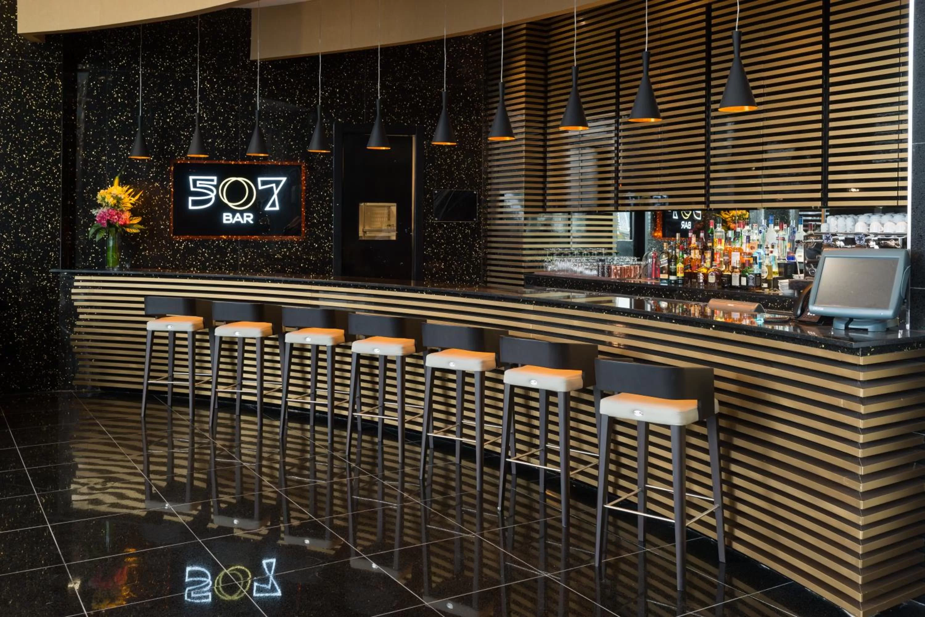 Lounge or bar in Hotel Las Americas Golden Tower Panamá