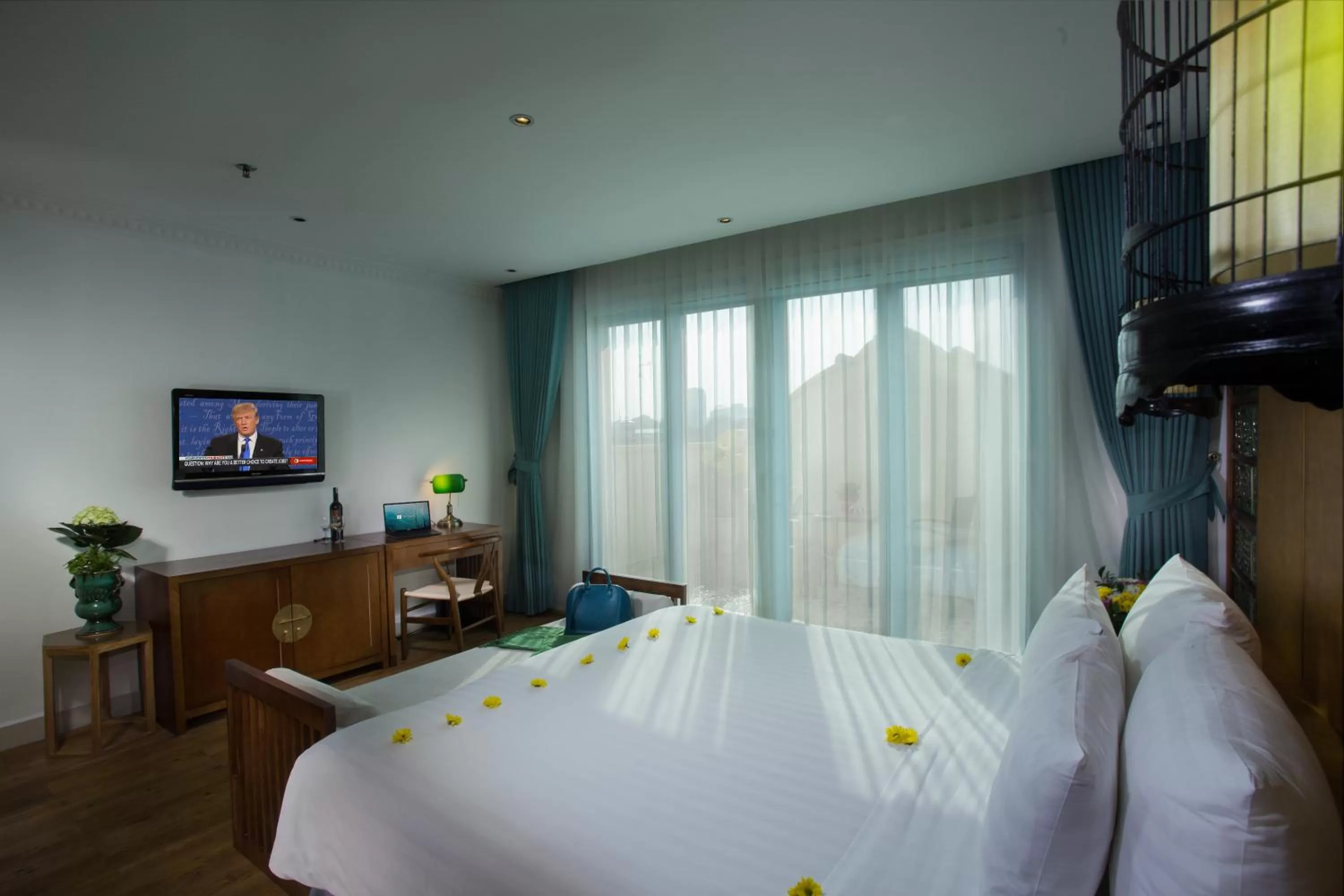 Photo of the whole room, Bed in Hanoi Media Hotel & Spa