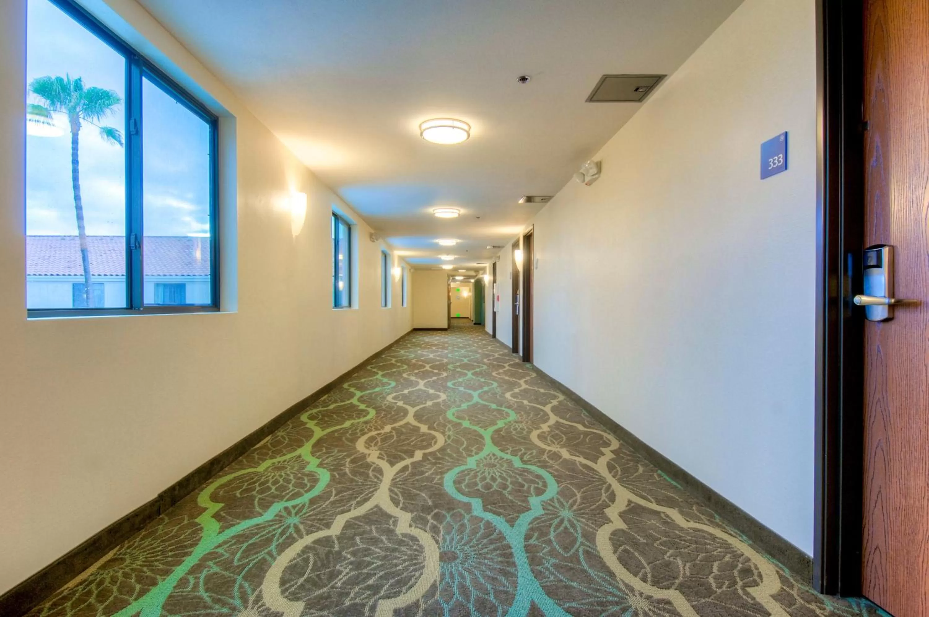 Lobby or reception in Holiday Inn Express Hotel & Suites Carlsbad Beach by IHG