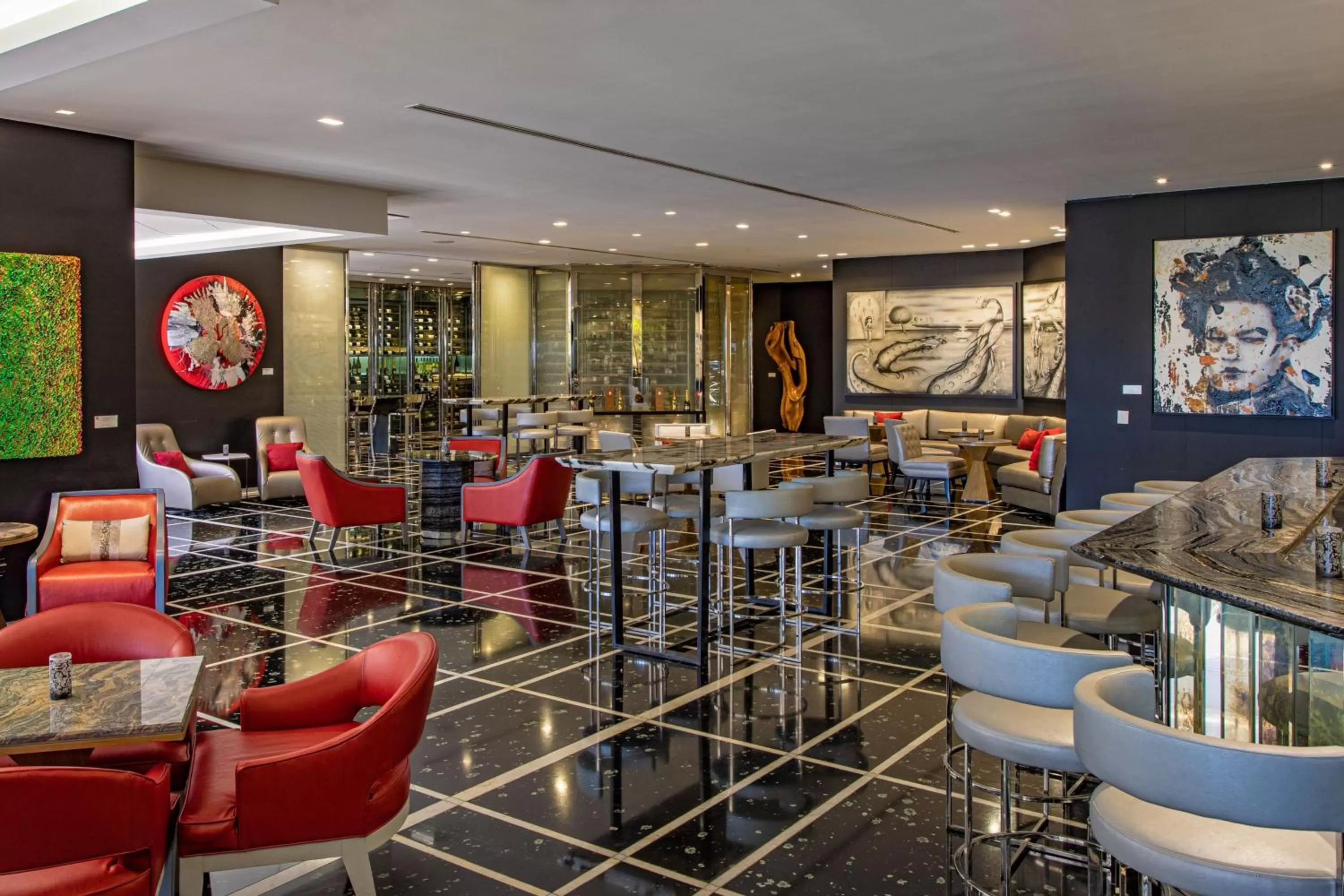 Lounge or bar in The St. Regis Bal Harbour Resort