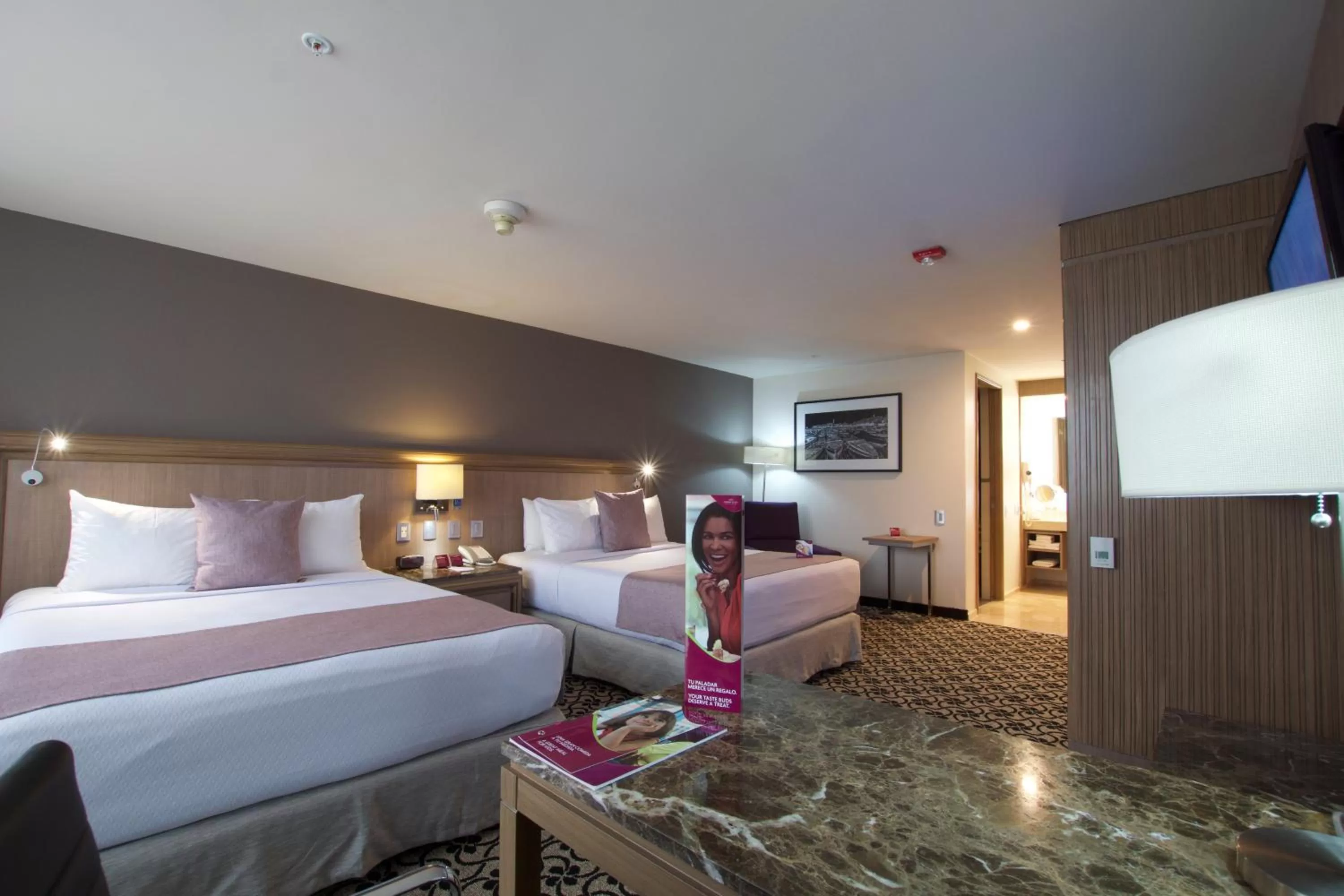 Photo of the whole room, Bed in Crowne Plaza Hotel Mexico City North-Tlalnepantla, an IHG Hotel