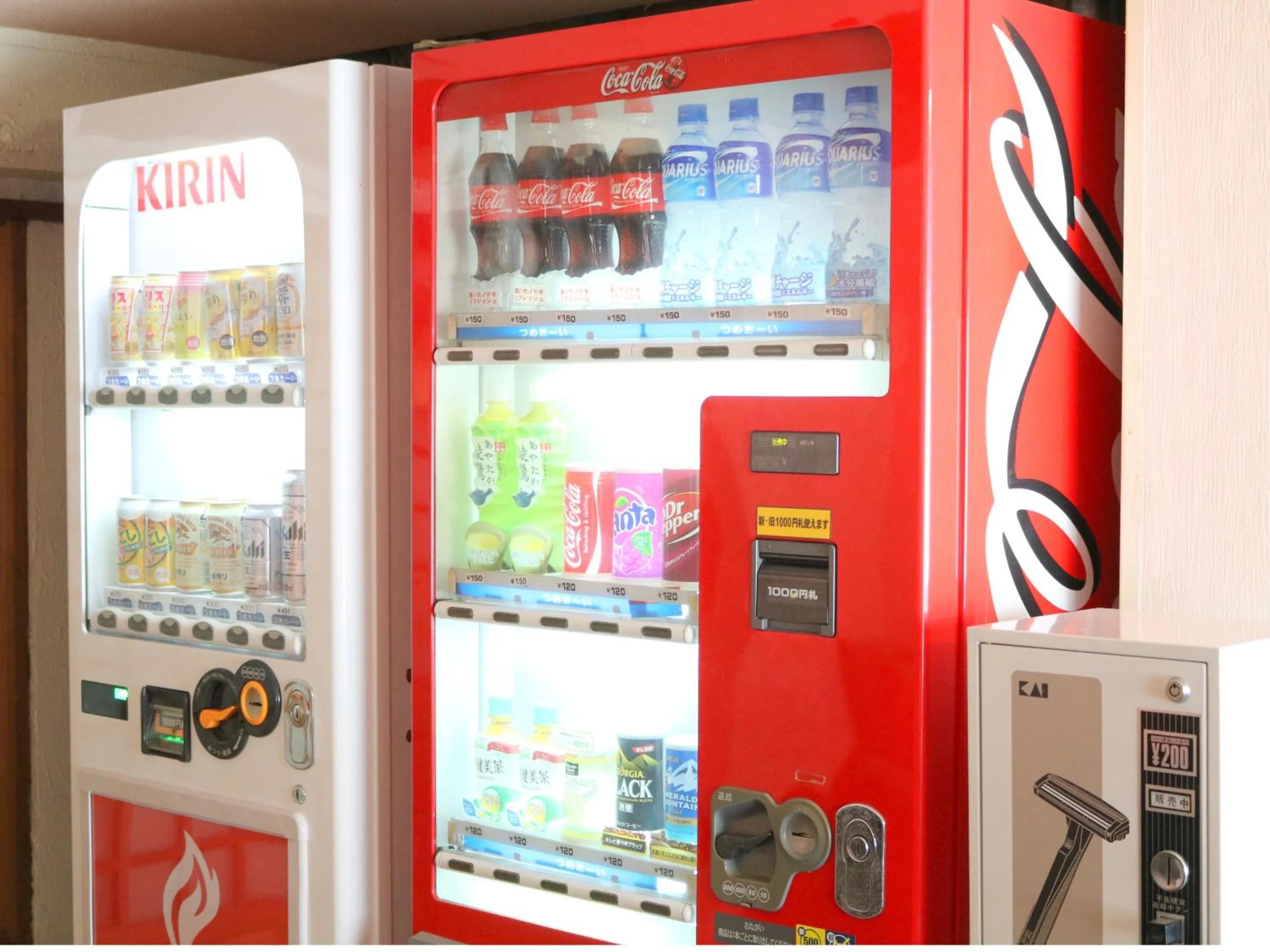 Alcoholic drinks in Kagura White Horse Inn