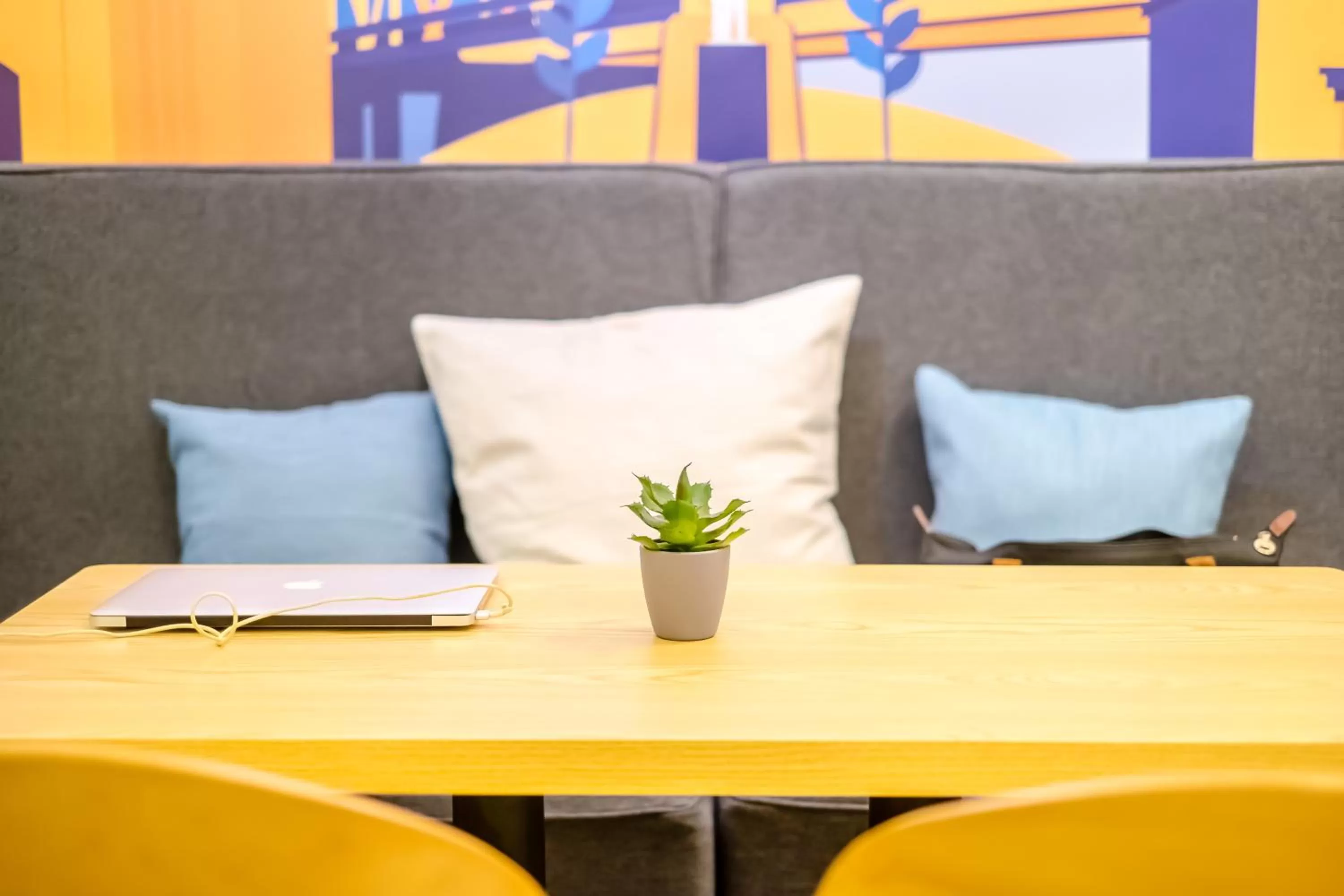 Living room in Bridge Hotel