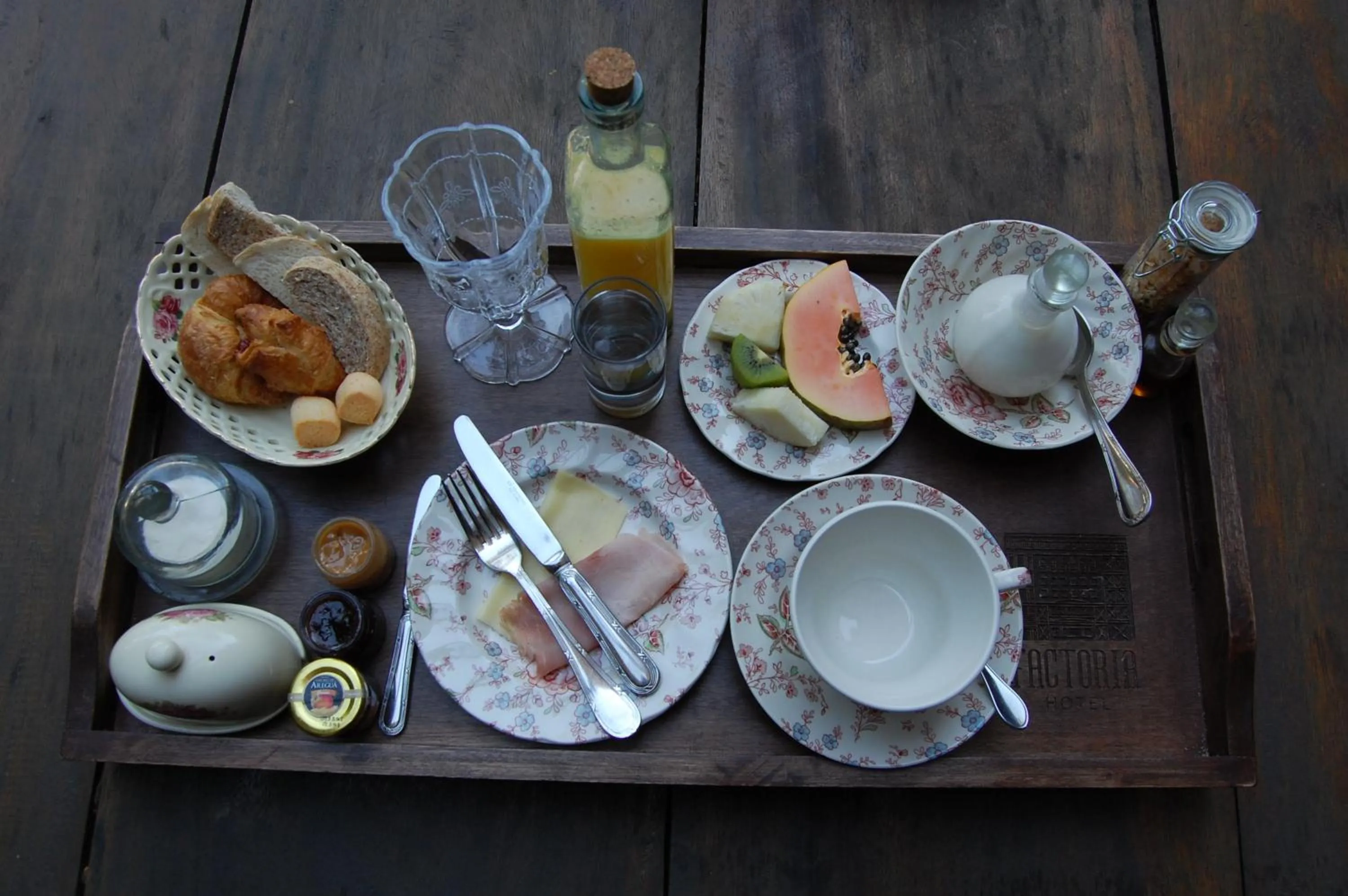 Continental breakfast in Factoria Hotel