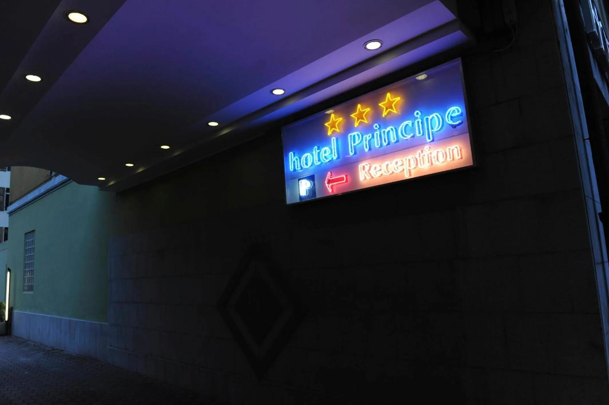 Property logo or sign in Hotel Principe