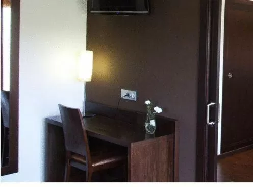 Photo of the whole room in Complejo 24H