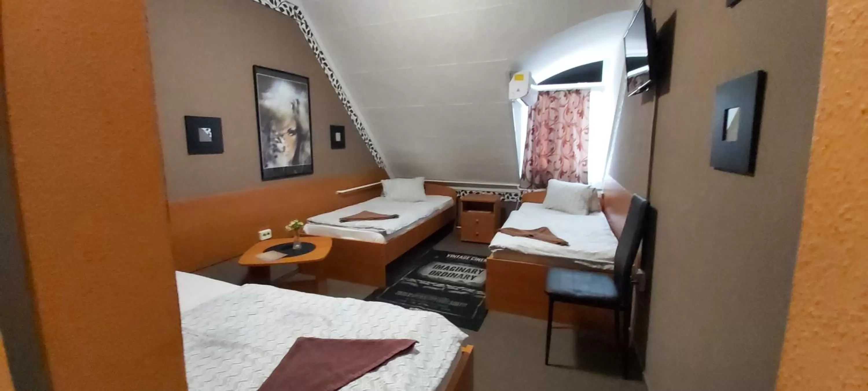 Romantik Étterem - Panzió