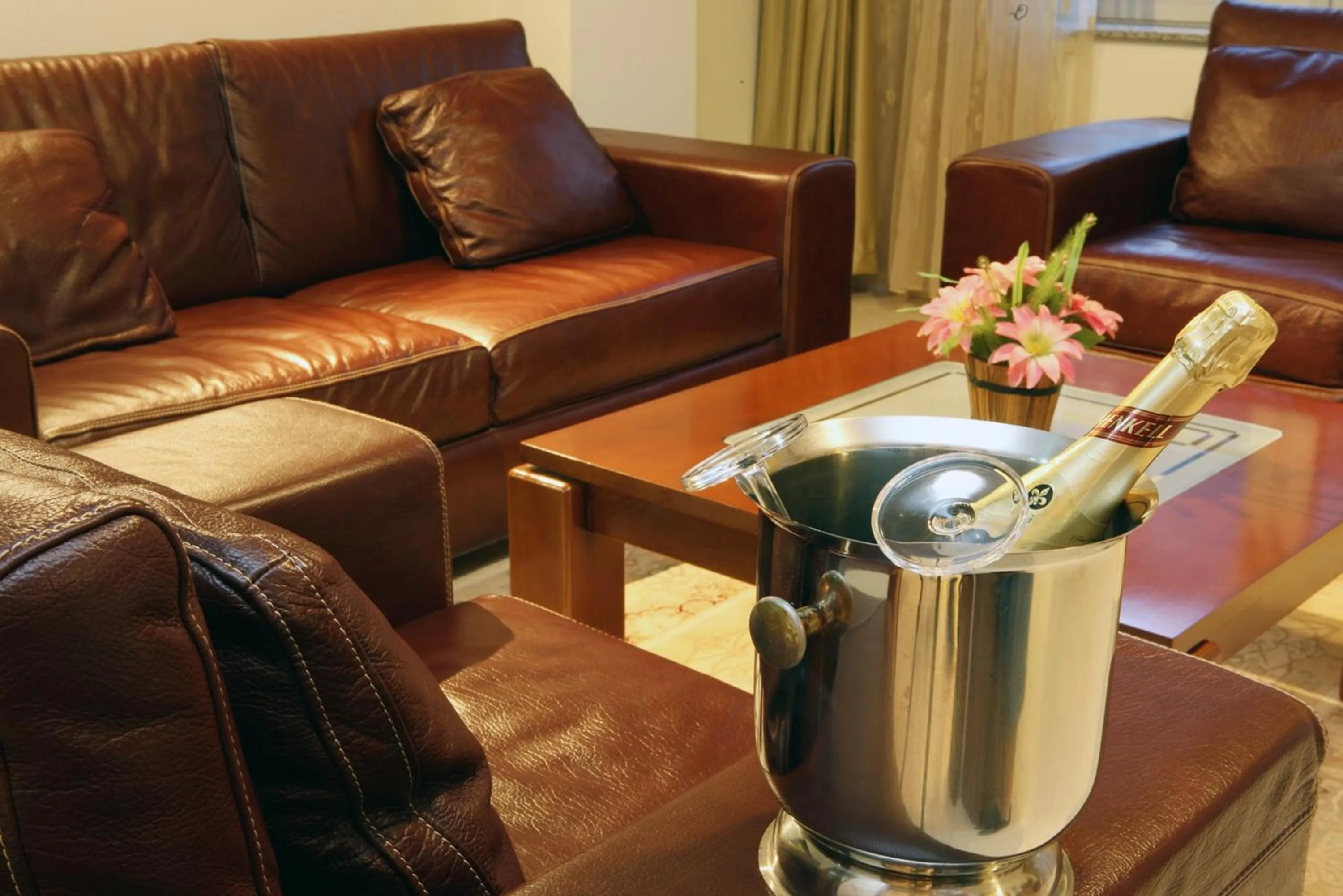 Living room in Royal View Hotel and SPA