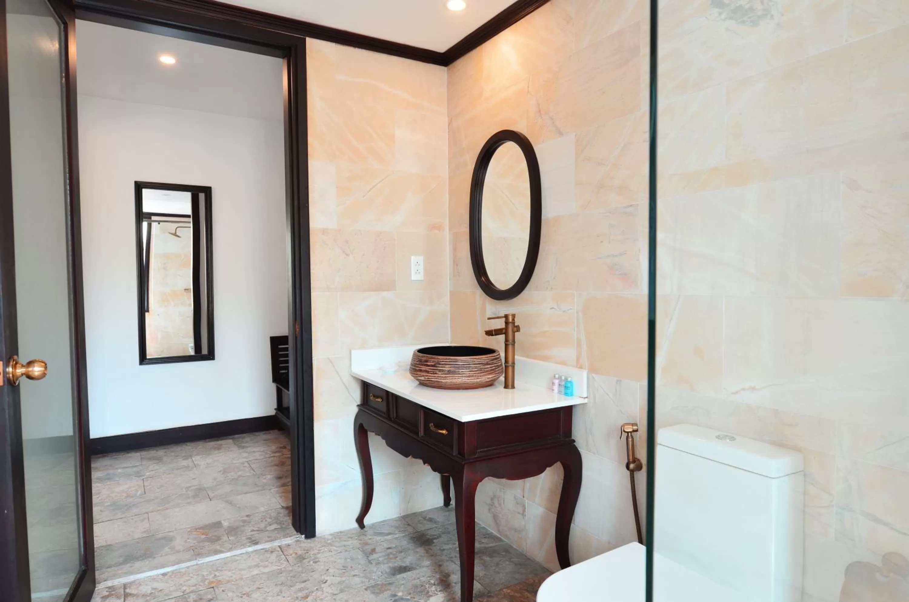 Toilet in Hoian Central Hotel