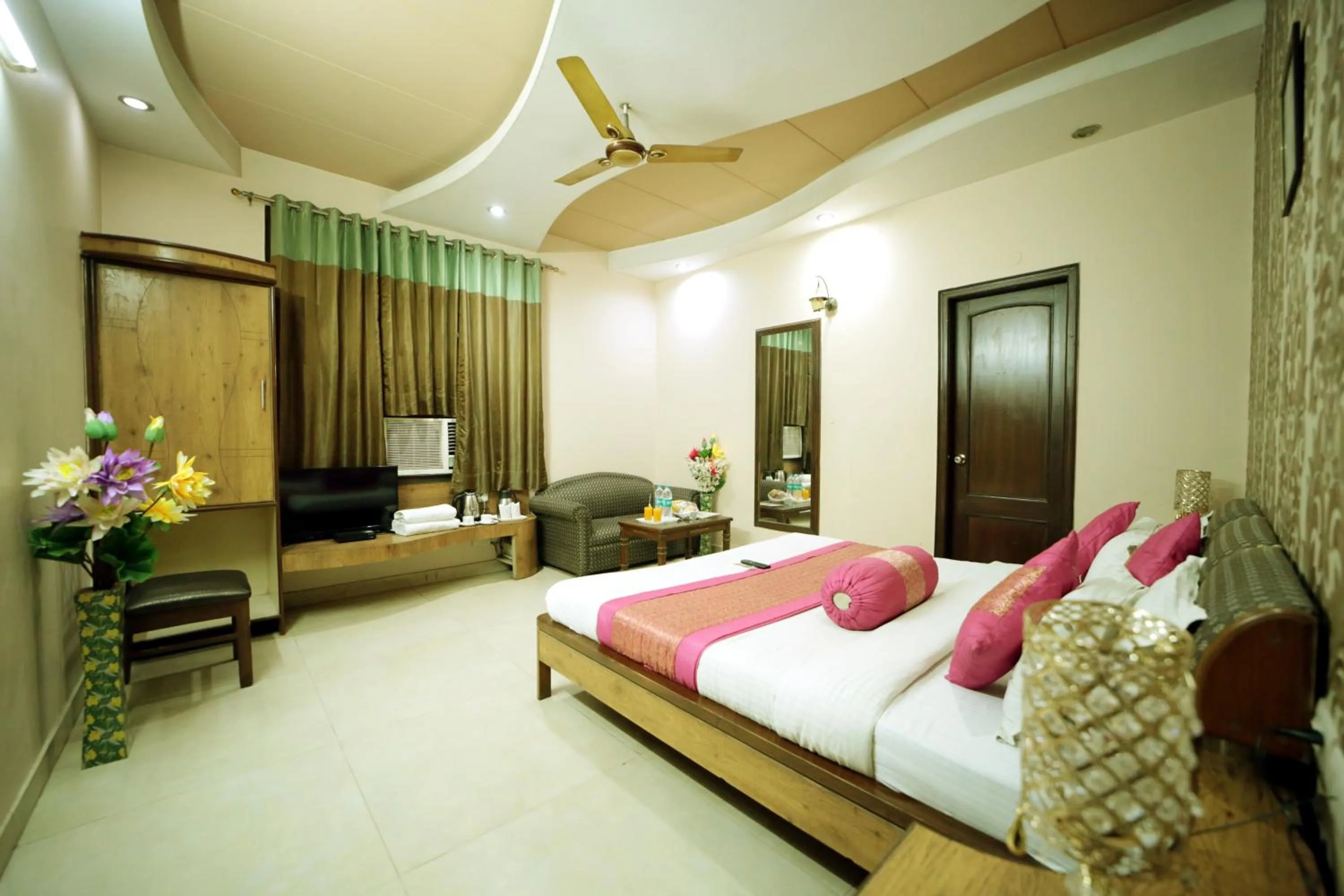 Photo of the whole room in Hotel Blue Bell