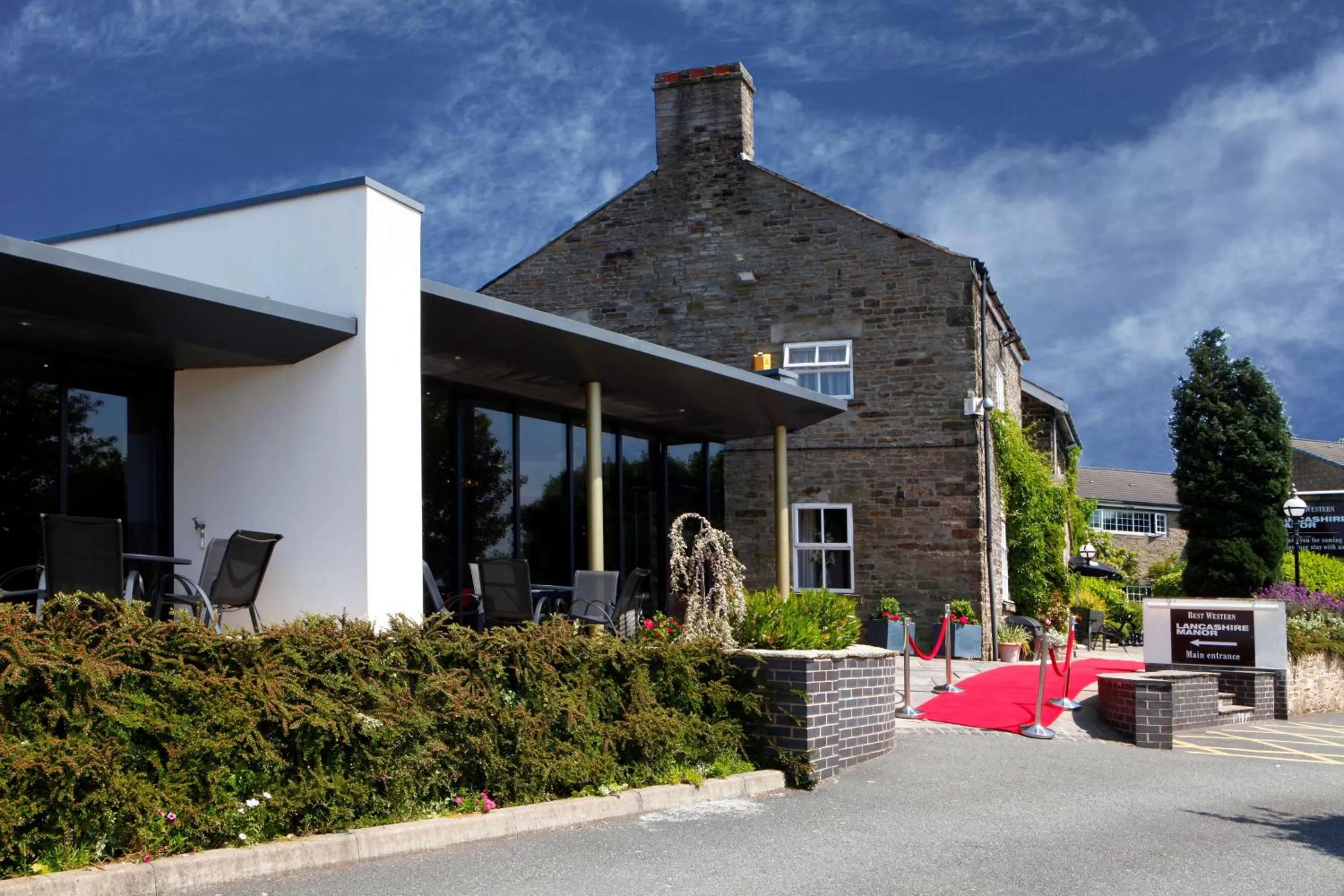 Property building in Best Western Plus Lancashire Manor Hotel